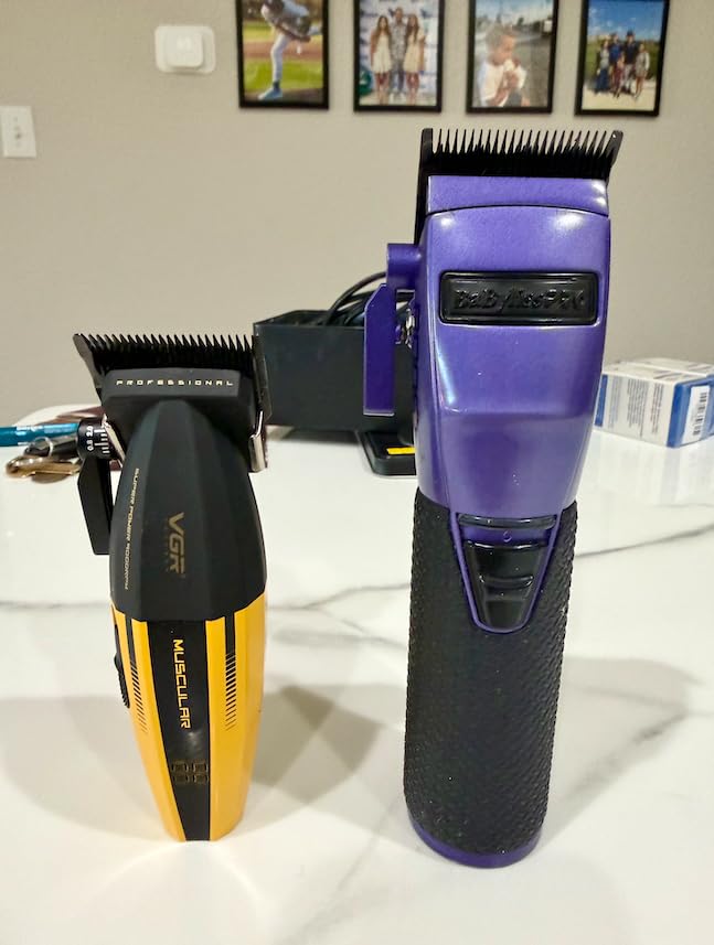 VGR 285 Fresh Fade Hair Clippers for Men, 9000RPM Professional Barber Clippers for Hair Cutting, Cordless Small Hair Trimmer Lightweight Versatile Barber Kit with 6 Magnetic Guide Combs, LED Display customer photo 1