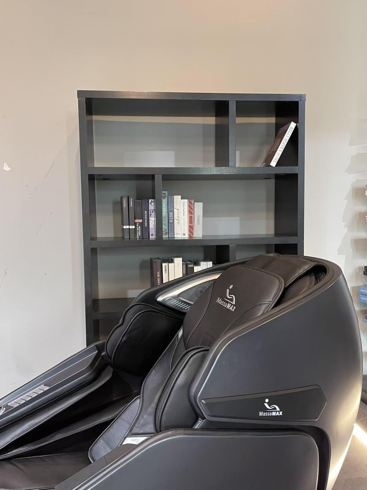 MassaMAX A675 4D Full Body Massage Chair, 172° Flex-SL Track, Calf Kneading | Auto footrest, Yoga stretch, 22 modes, body scan, 172° zero gravity, wireless and USB charging, lumbar and calf heat comfort customer photo 1