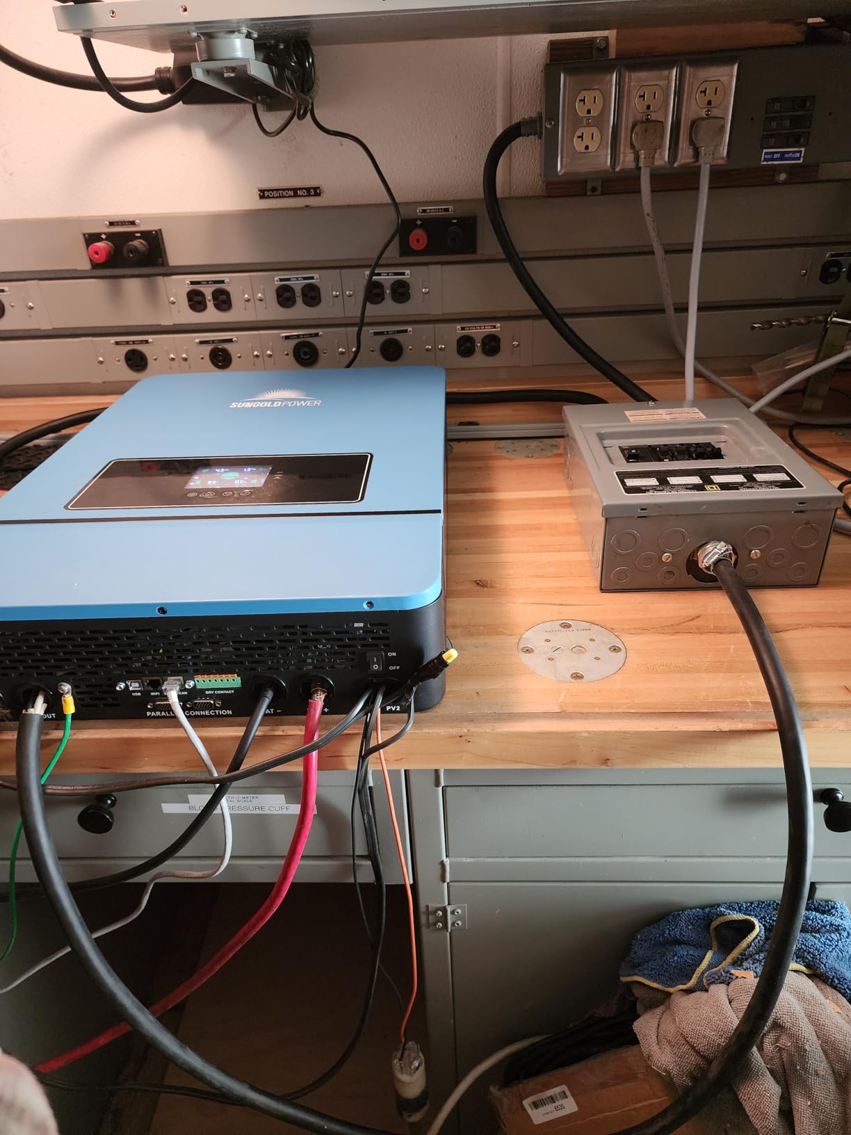 SUNGOLDPOWER 10000W 48V Solar Inverter, Built-in 2 MPPTs, Max 200A Battery Charging, Split Phase AC Input/Output 120V/240V (settable), Pure Sine Wave (BMS COMM) UL1741 SPH10048P customer photo 1