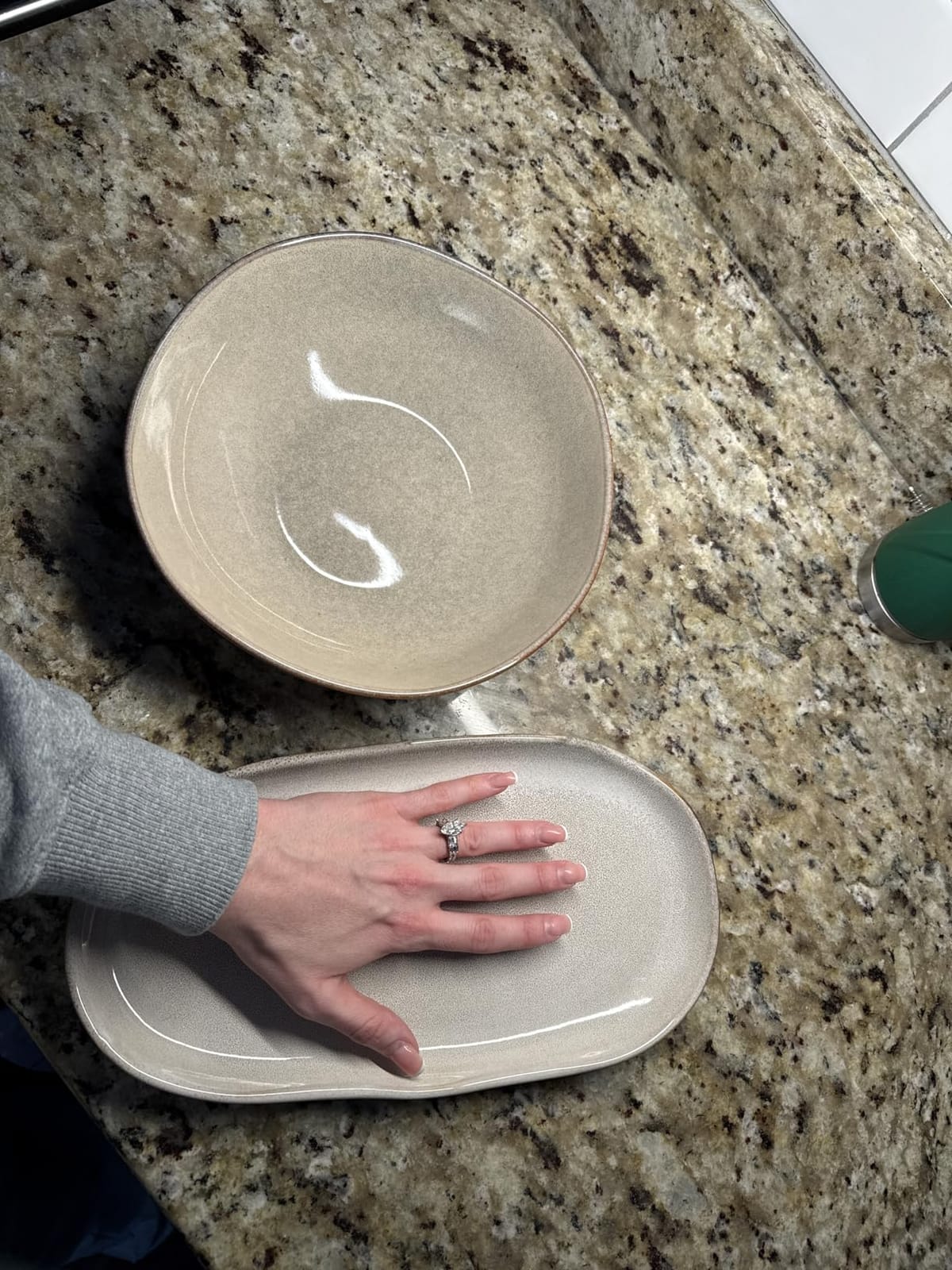 Oneida Organic Shades Sage Green Stoneware 2-Piece Serving Platter Set customer photo 2