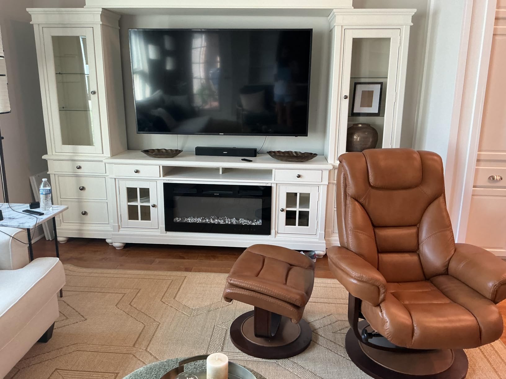 Pemberly Row Stressless Recliner with Ottoman in Brown Leather, Manual Swivel Recliner Chair for Living Room Comfort customer photo 2