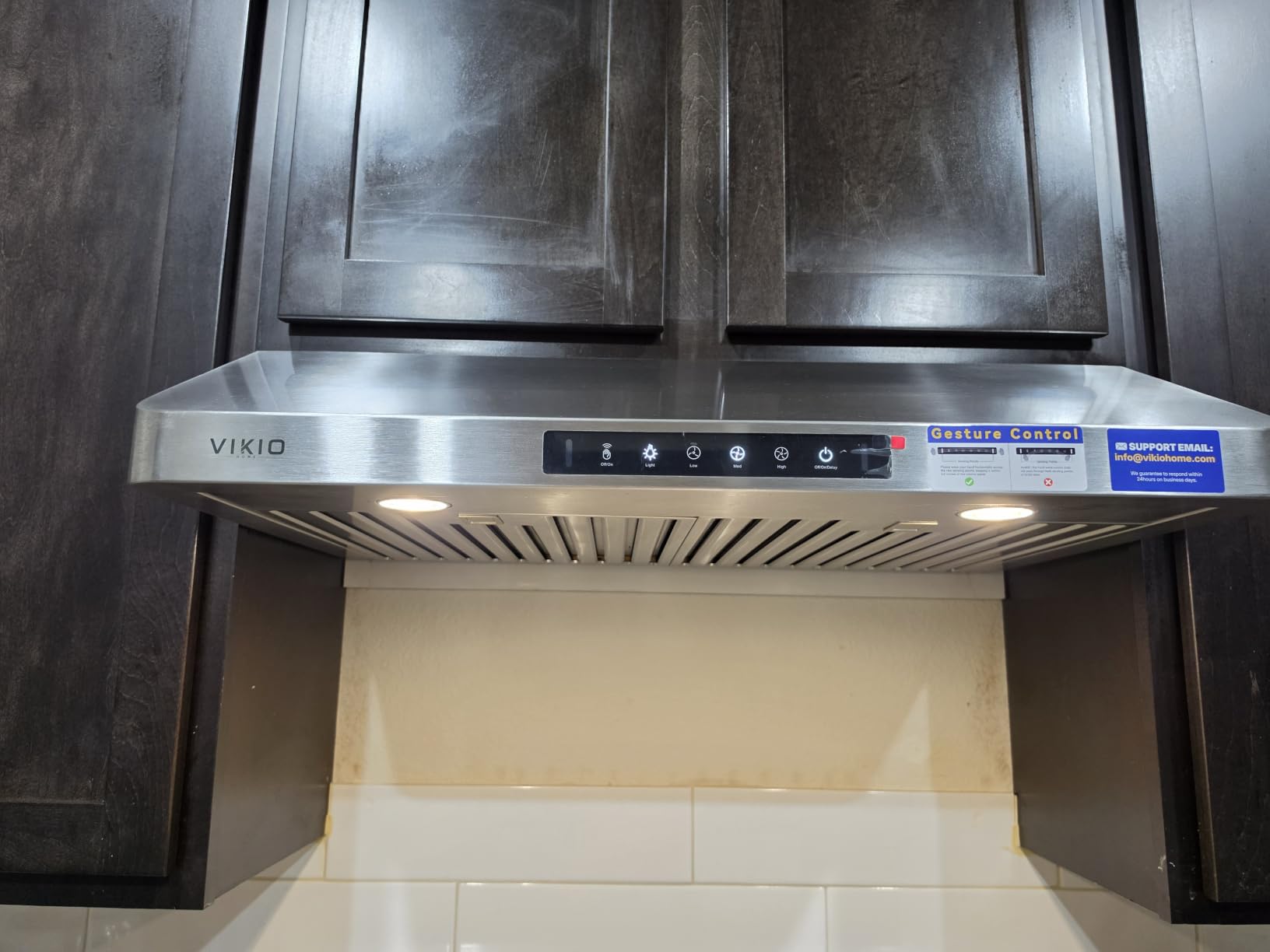 VIKIO HOME 30 Inch Under Cabinet Range Hood, 980CFM Fast Venting Ducted | Kitchen Hood With 3 Speed Gesture & Touch Control, Stainless Steel Stove Vent Hood With LED Light And 2 Baffle Filters customer photo 1