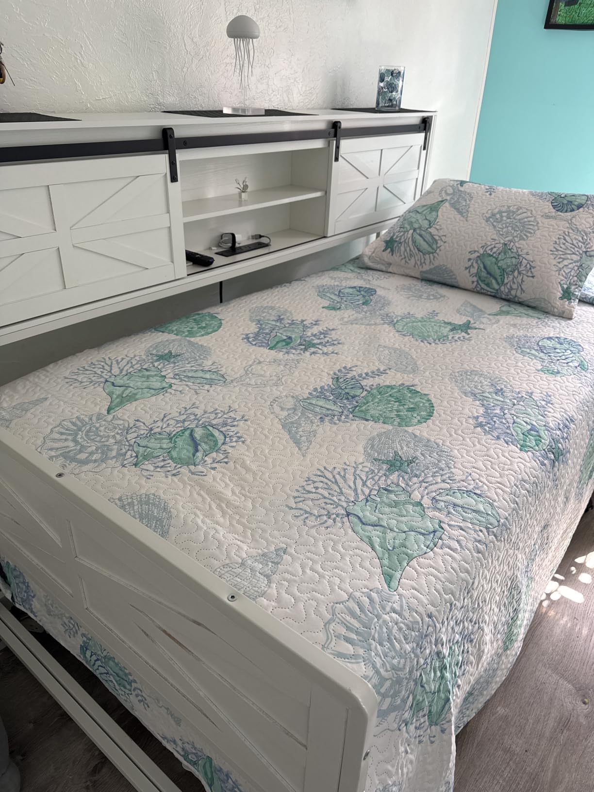 Homieasy Farmhouse Twin Daybed with Pop-Up Trundle, White, Metal Trundle Bed Frame with Bookcase Headboard, Twin to King Expandable customer photo 1