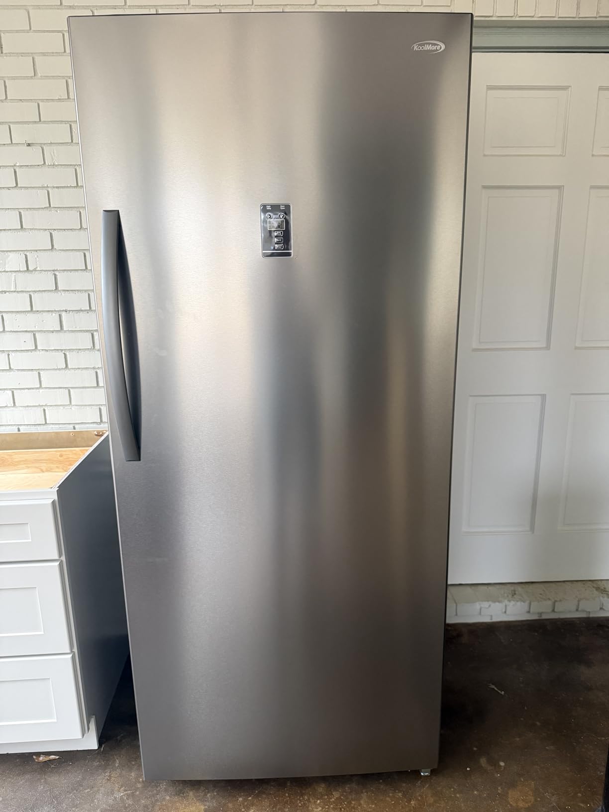 KoolMore 21 cu. ft. Upright Convertible Freezer/Refrigerator, 2-in-1 Appliance, Great Storage for Fresh or Frozen Food and Drinks with Clear Shelves and Drawers in Silver customer photo 1