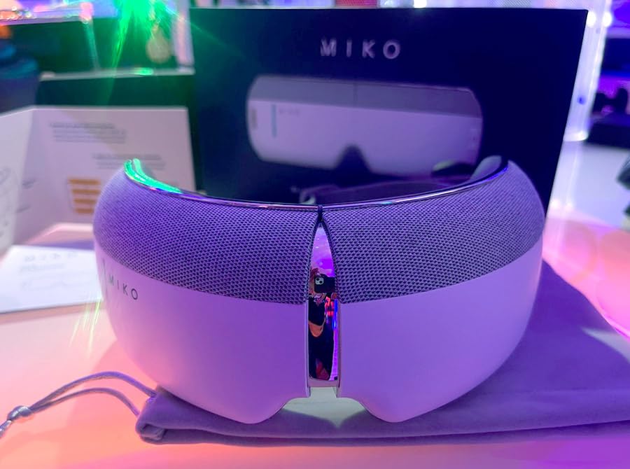 MIKO Gaze Eye Massager with Heat and Air Compression | 4 massage modes, Bluetooth music & up to 120-minute cordless use; helps relieve eye strain, headaches and tension customer photo 2