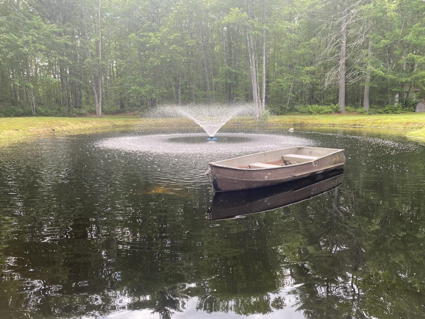 RELIY Pond Fountain Aerator, 1HP 110V 15000 GPH Fountain Pump, Fully Automatic Powerful Lake Floating Fountain, 100 FT Power Cord, 2x100 FT Traction Rope, Pond Fountains For Large Ponds customer photo 2