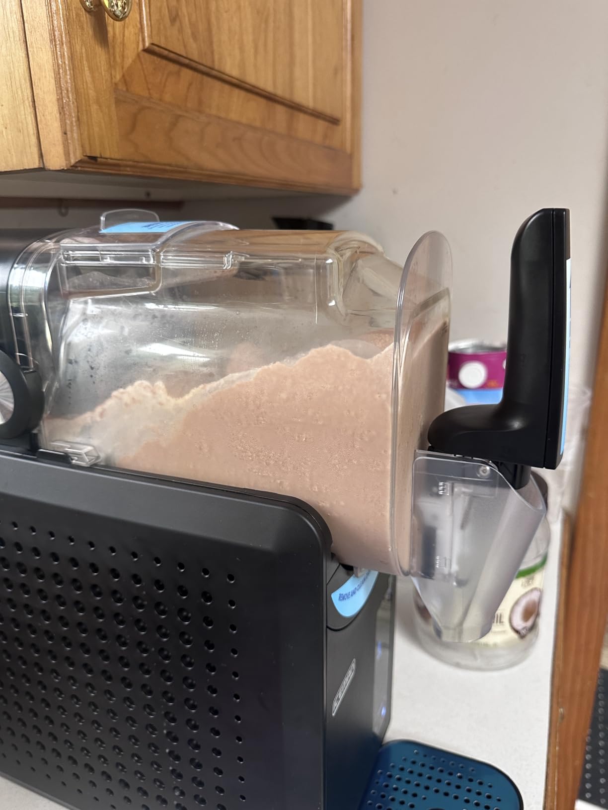Iceman by Chefman Slush-Ease MAX 90oz Slushie Machine, 64oz Liquid Capacity Frozen Drink Maker & Slushy Machine with 5 Presets and LED Display, Perfect for Frozen Margaritas, Frappes, Smoothies customer photo 2