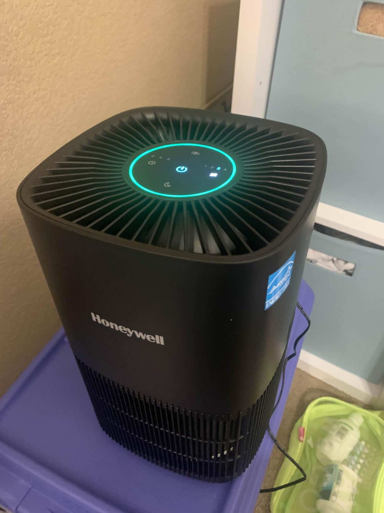 Honeywell Allergen Plus Compact HEPA Small Room Air Purifiers, Black | Honeywell air purifiers for home, Up to 530 ft², Quiet HEPA air purifiers for bedroom, 3-in-1 filter, HPA125B customer photo 2