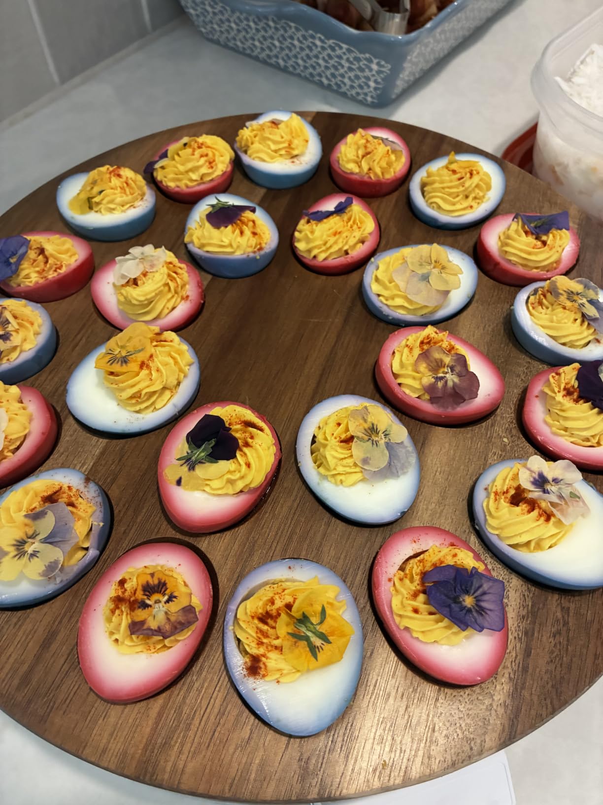 Renmxj Deviled Egg Containers with Lid, Acacia Wooden Base with 24 Slots | Portable Deviled Egg Platter Carrier Holder Trays, Elegant appearance, Strong Durability, for Party and Home Kitchen customer photo 2