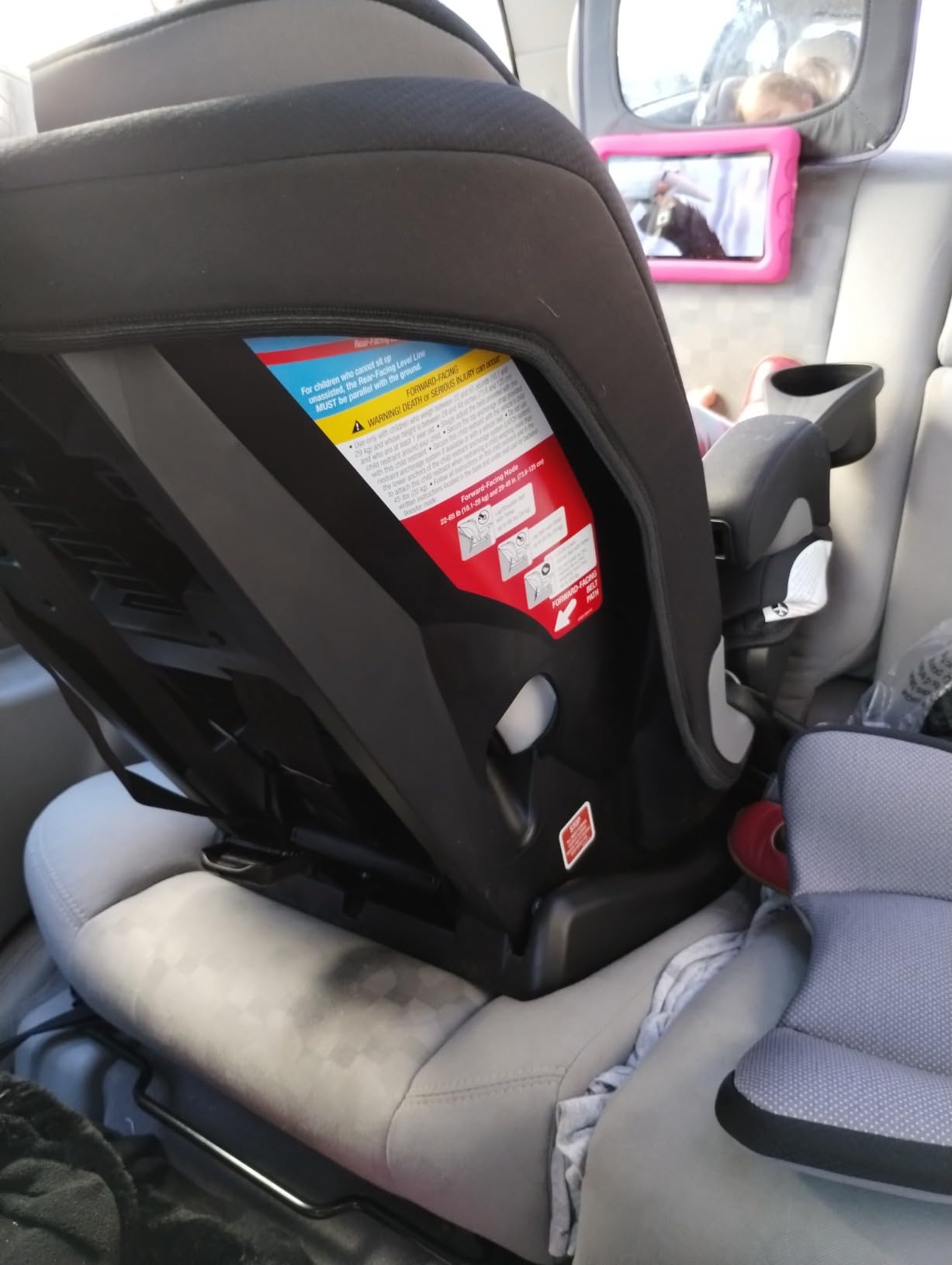Safety 1st EverSlim 4-in-1 Convertible Car Seat, SecureTech Chest Clip, Ultra-Slim, 4-Mode Infant to Booster, Baby Car Seat, 5-100 lbs, Memory Foam, Fiddlehead customer photo 2