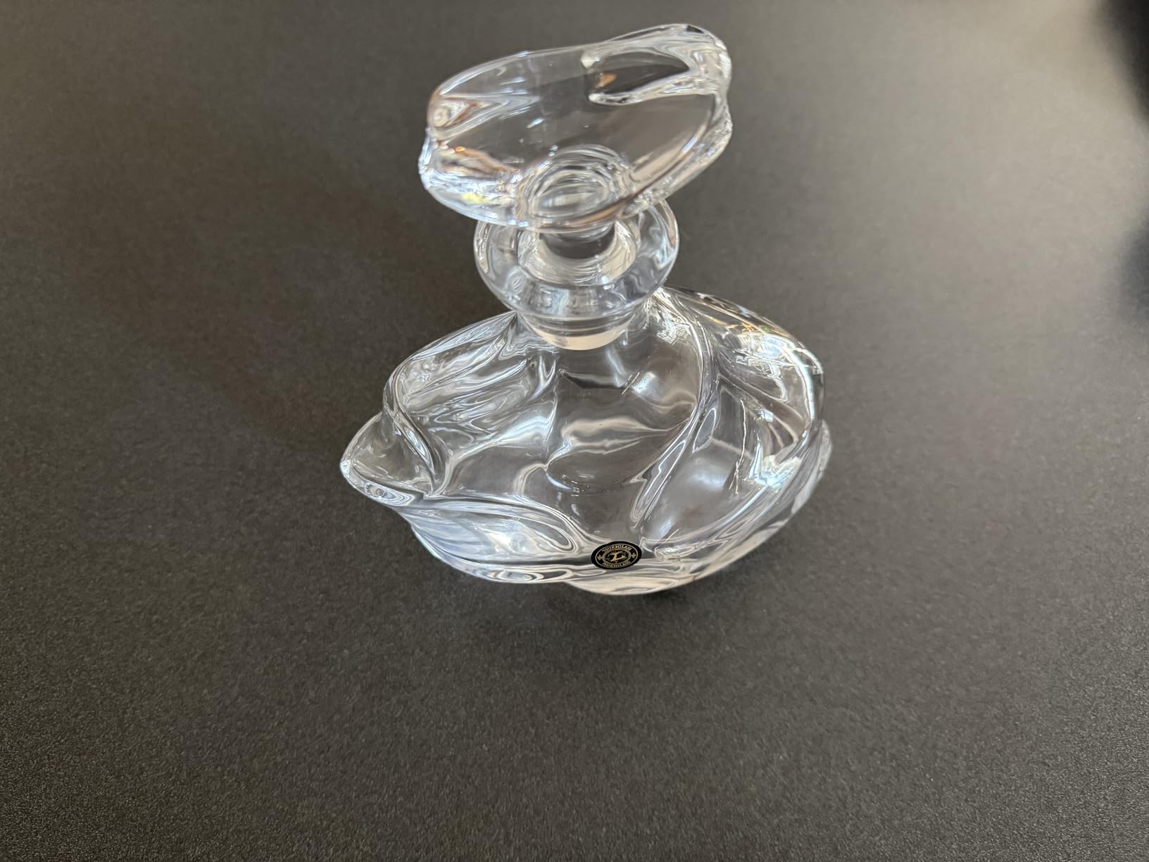 TsukiGlass Storm Japanese Crystal Whisky Decanter, 750ml, Gifts for Men | 100% Ultra Clarity Lead-Free Crystal, Elegant Liquor Carafe, For Whiskey, Scotch, Bourbon & Spirits, Premium Gift for Men customer photo 1