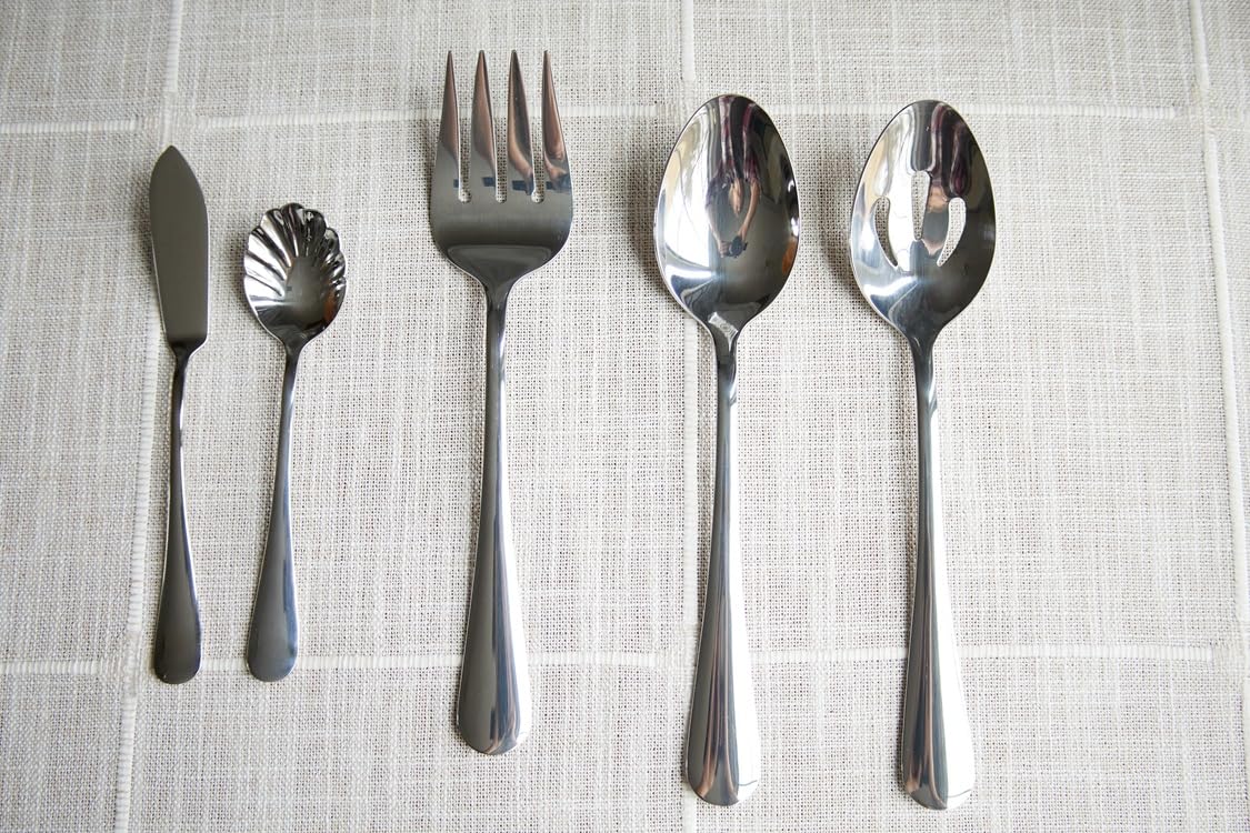 45 Piece Silverware Set for 8 with Serving Utensil Set, Food-Grade Stainless Steel Flatware Set Include Forks Spoons Knives, Dishwasher Safe for Home Hotel Restaurant Wedding, Mirror Polished customer photo 1