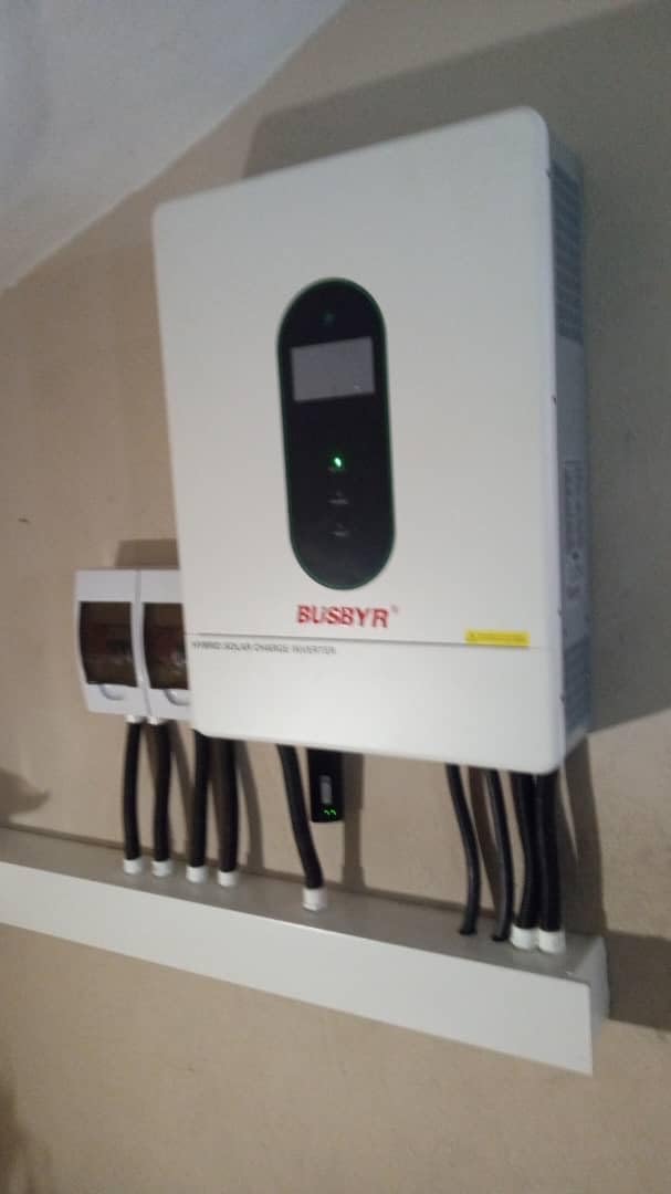12KW Split Phase Hybrid Inverter 48V 120/240V, Pure Sine Wave MPPT customer photo 1