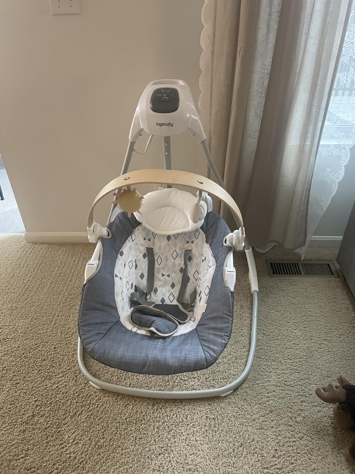 Ingenuity SimpleComfort Piano Playtime 4-in-1 Baby Swing & Rocker, Soothes & Grows with Baby, Rotating Seat Swings in 3 Directions, 6 Speeds & 12 Melodies, Removeable Rocker Seat, 0 Months to 2 Years customer photo 2
