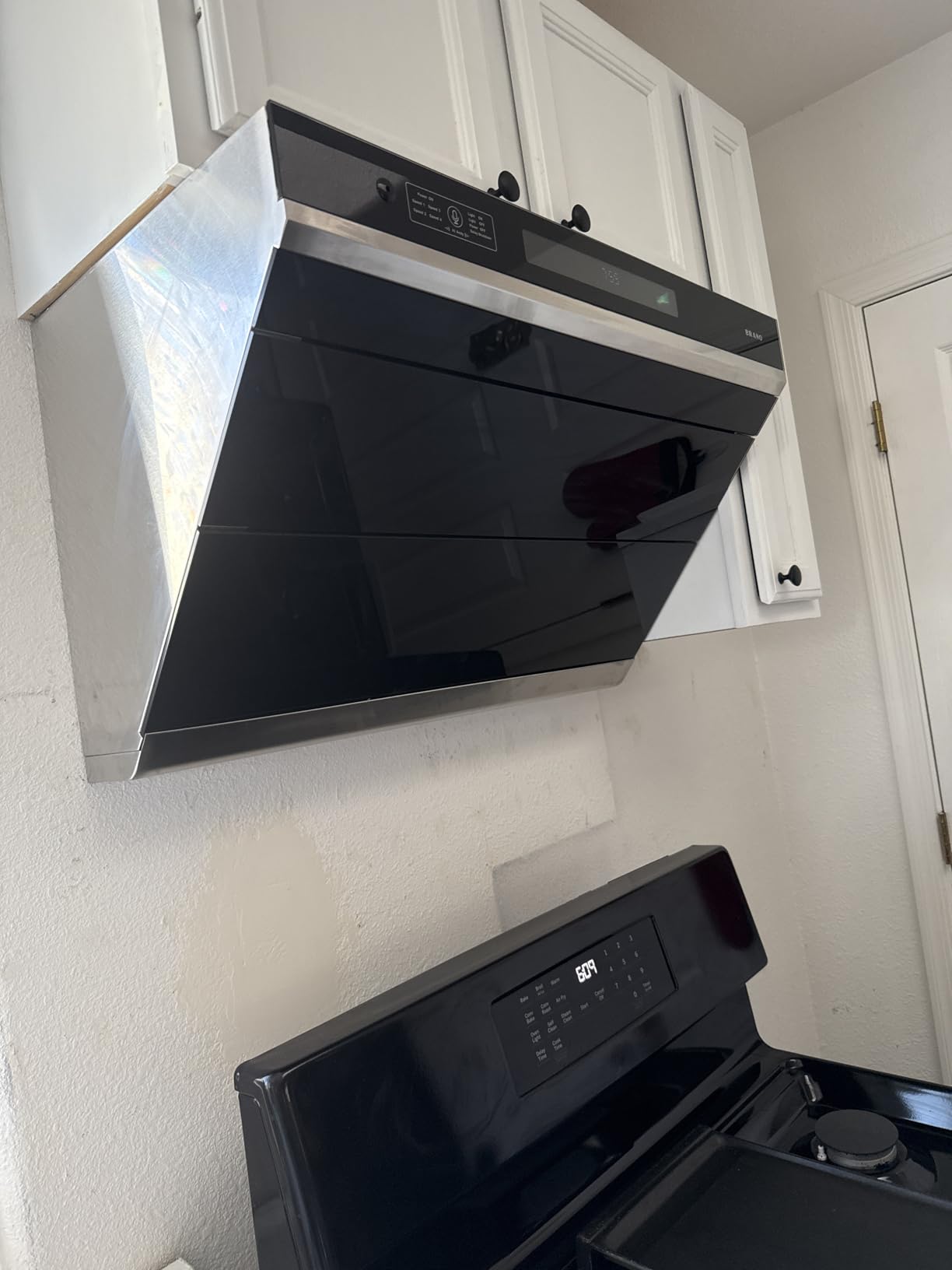BRANO Under Cabinet Range Hood 30 inch, 900CFM Vent Hood with Voice/Gesture/Touch Control, Unique Side-Draft Design for Modern Kitchen, Ducted/Ductless Convertible, Adjustable LED Lights & Memory Mode customer photo 1