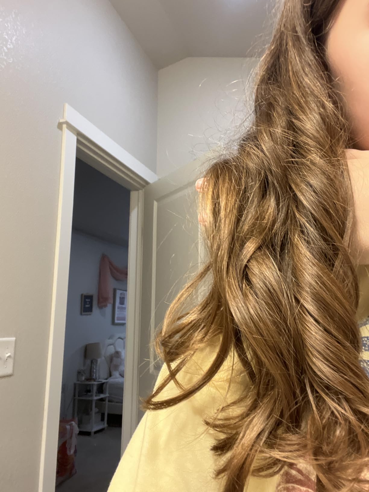 PretiHom Automatic Rotating Curling Iron - 1.1 Inch (28mm) Curling Wand for Beach Waves, Anti-Scald, Anti-Tangle, Ceramic Coating, Dual Voltage, Hair Curler for Women, All Hair Types customer photo 1