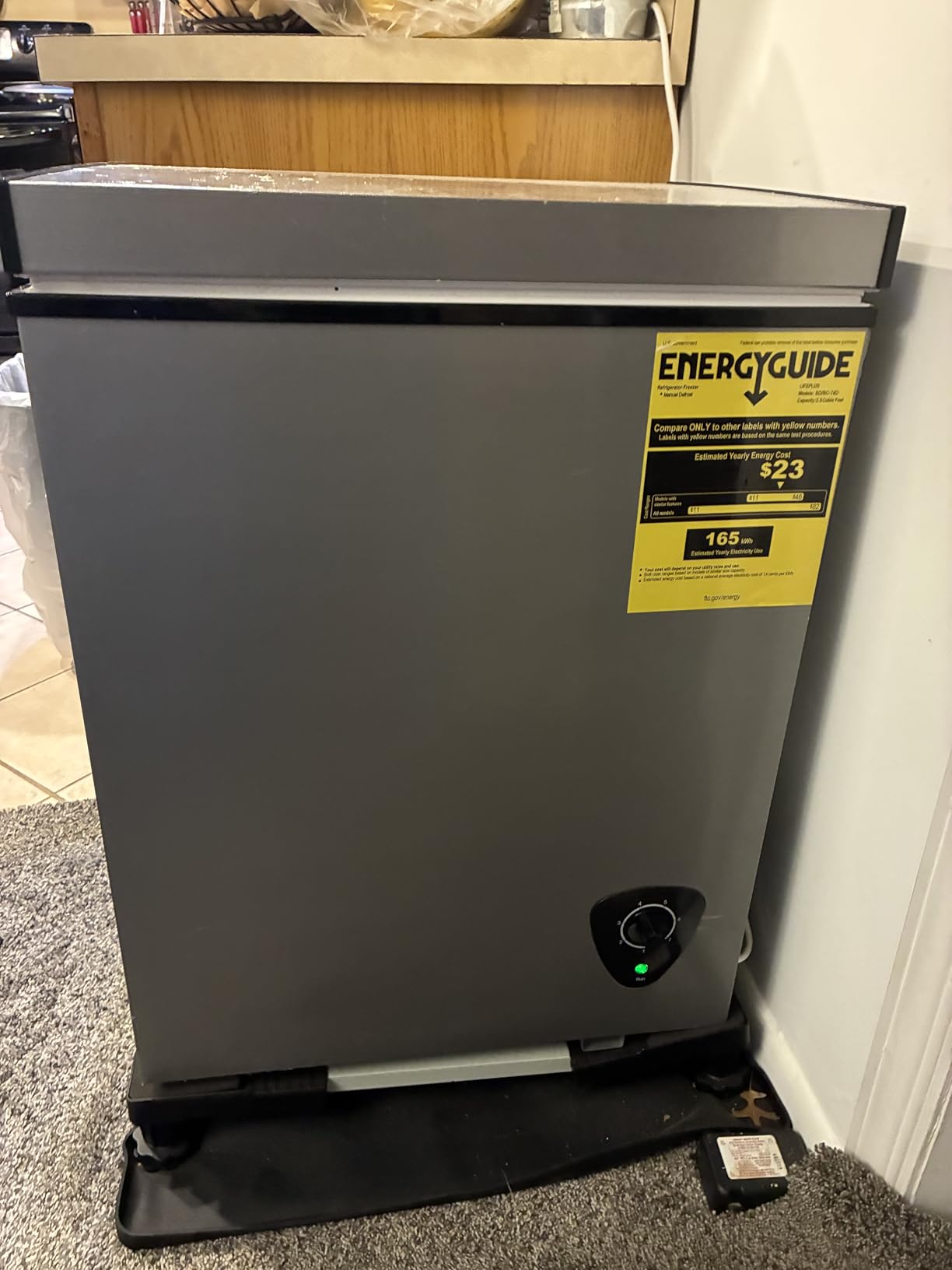 4.0 Cu.Ft Chest Freezer - 7-Temp Adjustable Deep Freezer, Ultra Quiet, Energy Saving, Removable Basket, Compact Small Deep Freezer for Apartments/Garage/Office/Kitchen, Gray customer photo 1