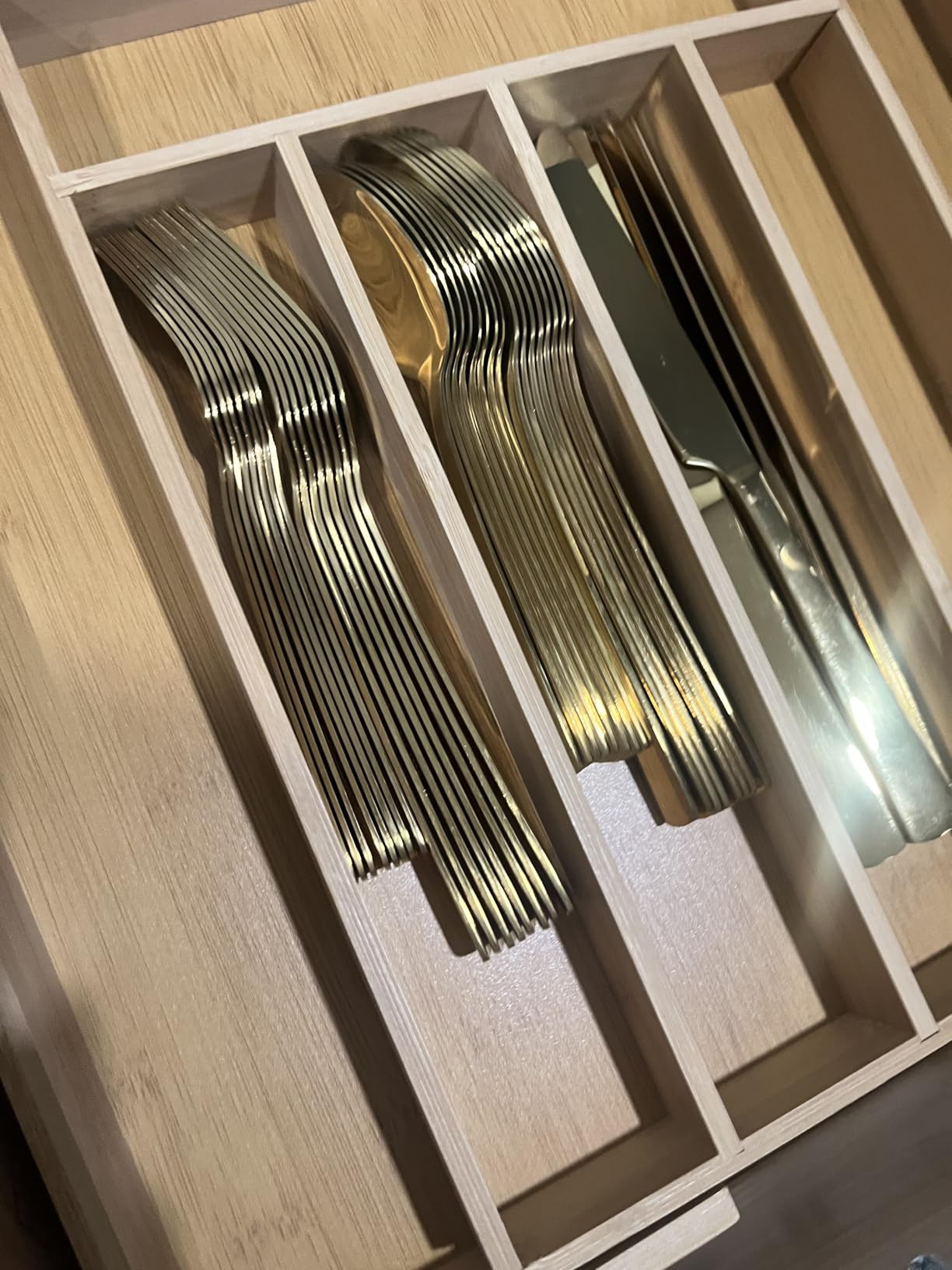 Stapava 60 Pcs Gold Silverware Set, Food-Grade Stainless Steel Flatware Sets for 12 Mirror Polished Cutlery Utensil Sets Include Dinner Knives Spoons and Forks Set Dishwasher Safe for Home Restaurant customer photo 2