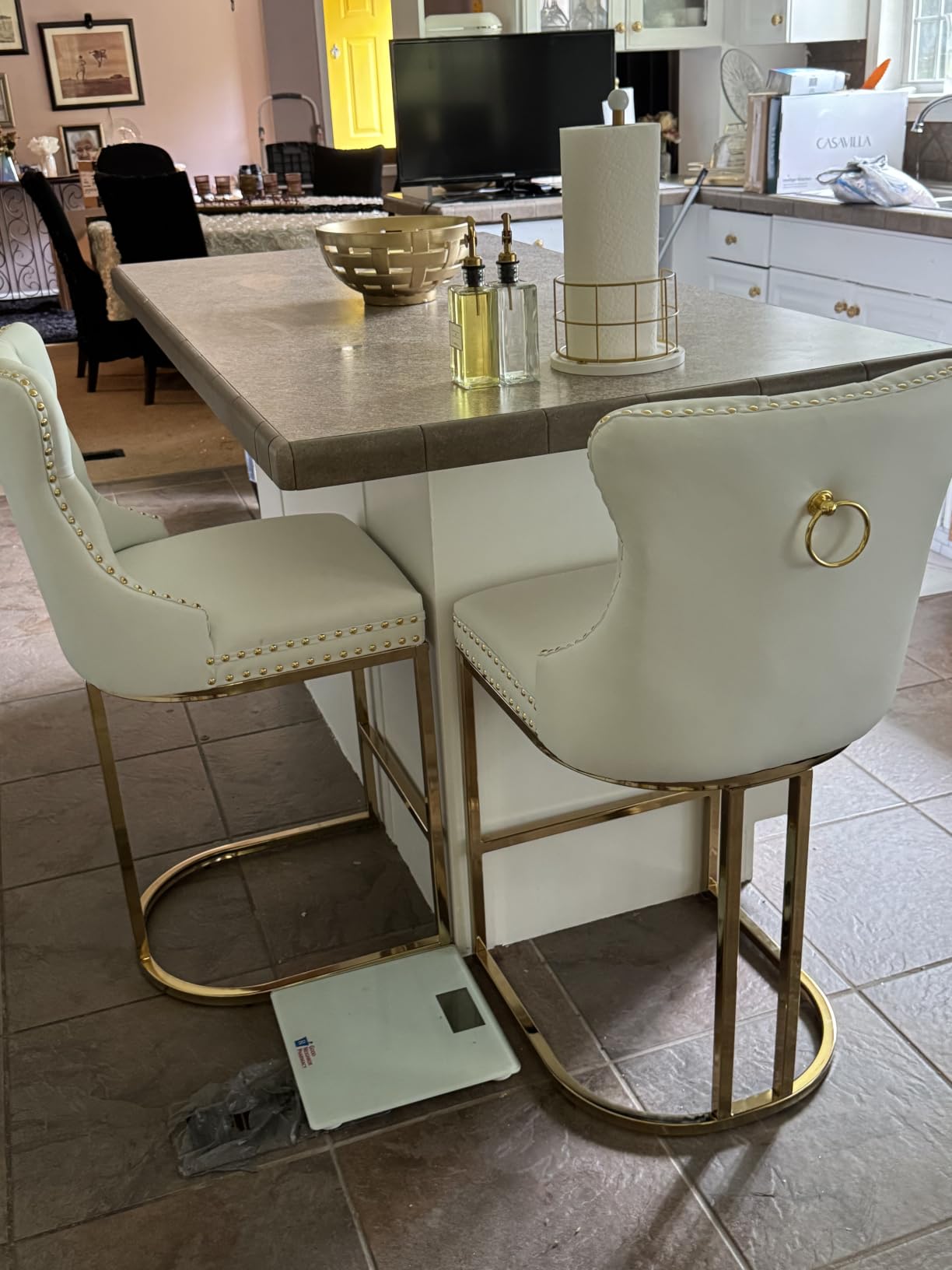 UVV Counter Height Bar Stools Set of 4, 26 Inch Modern Barstools with Back, Velvet Upholstery Counter Chairs with Metal Legs for Kitchen Island, Bar, Counter, Beige customer photo 2