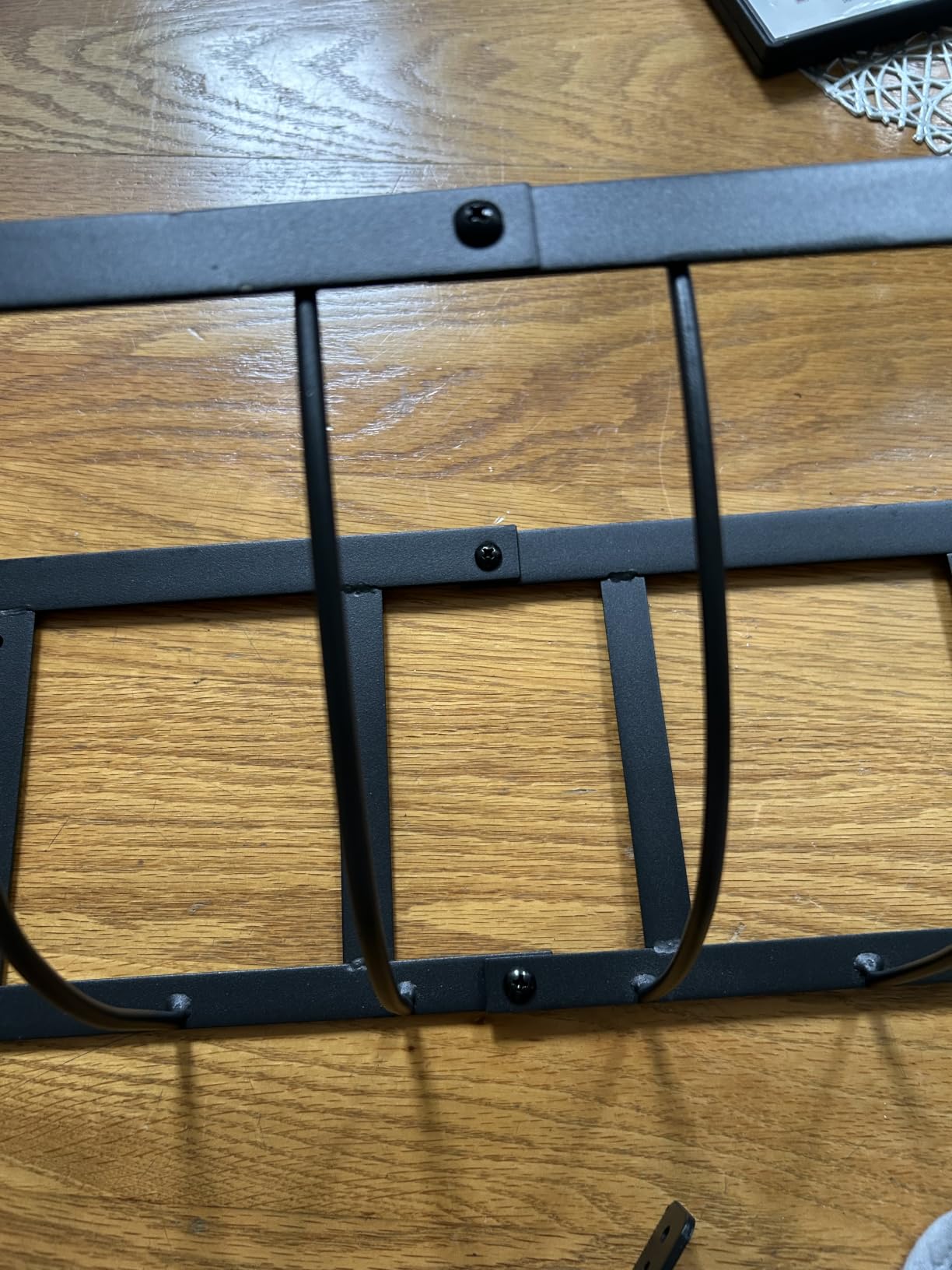 VOXOR Railing Planter Boxes, 24 Inch Window Boxes Planters with Adjustable Brackets & Coco Liner, 2 Pack customer photo 2