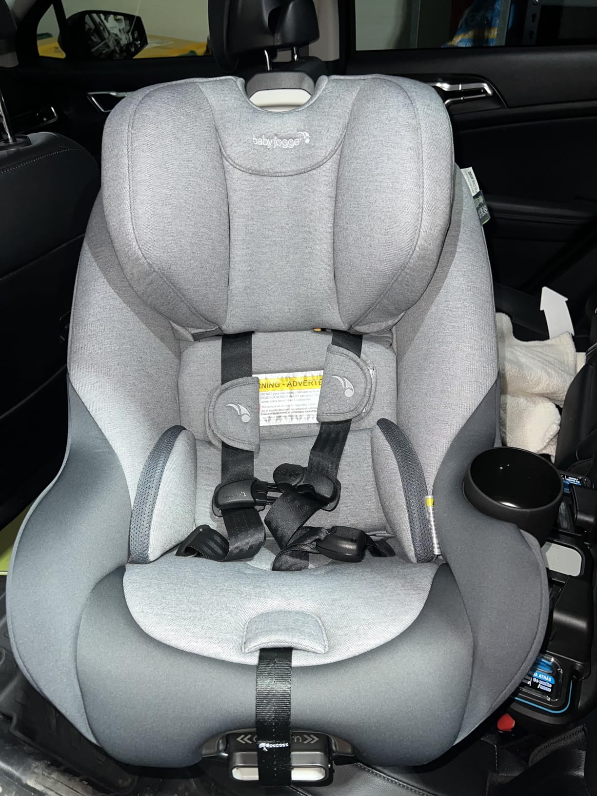 Baby Jogger City Turn Rotating Car Seat 180-Degree Turn, Lightweight Convertible Car Seat, Rear Facing to Forward Facing for Newborn to Toddlers, Coolmax Fabric, Onyx Black customer photo 1