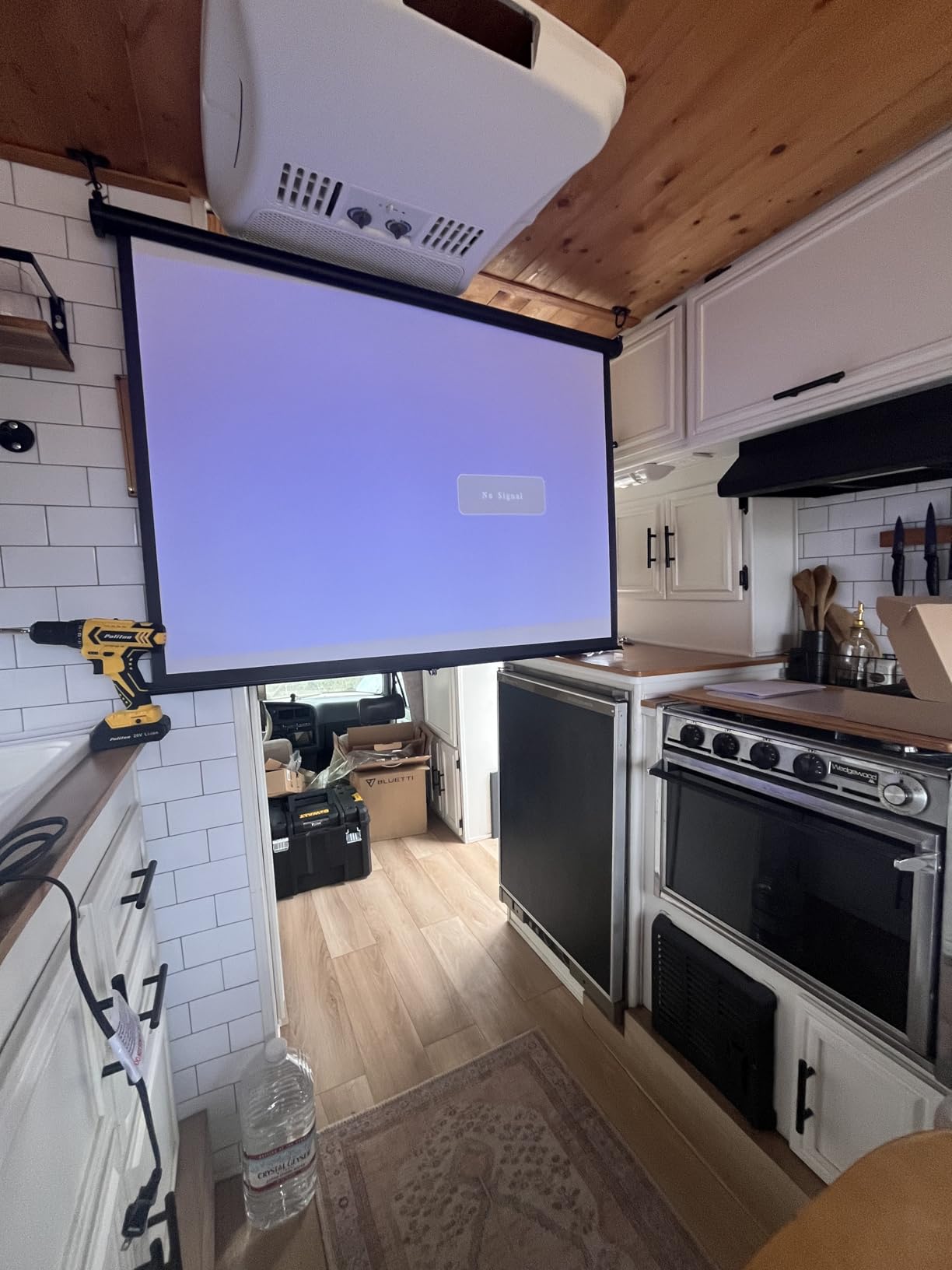 Pyle 72-Inch Manual Pull Down Projector Screen, Matte White Projection Surface, Ceiling or Wall Mount Screen Projector with Auto-Lock & Black Border for Home Theater or Office (42.5