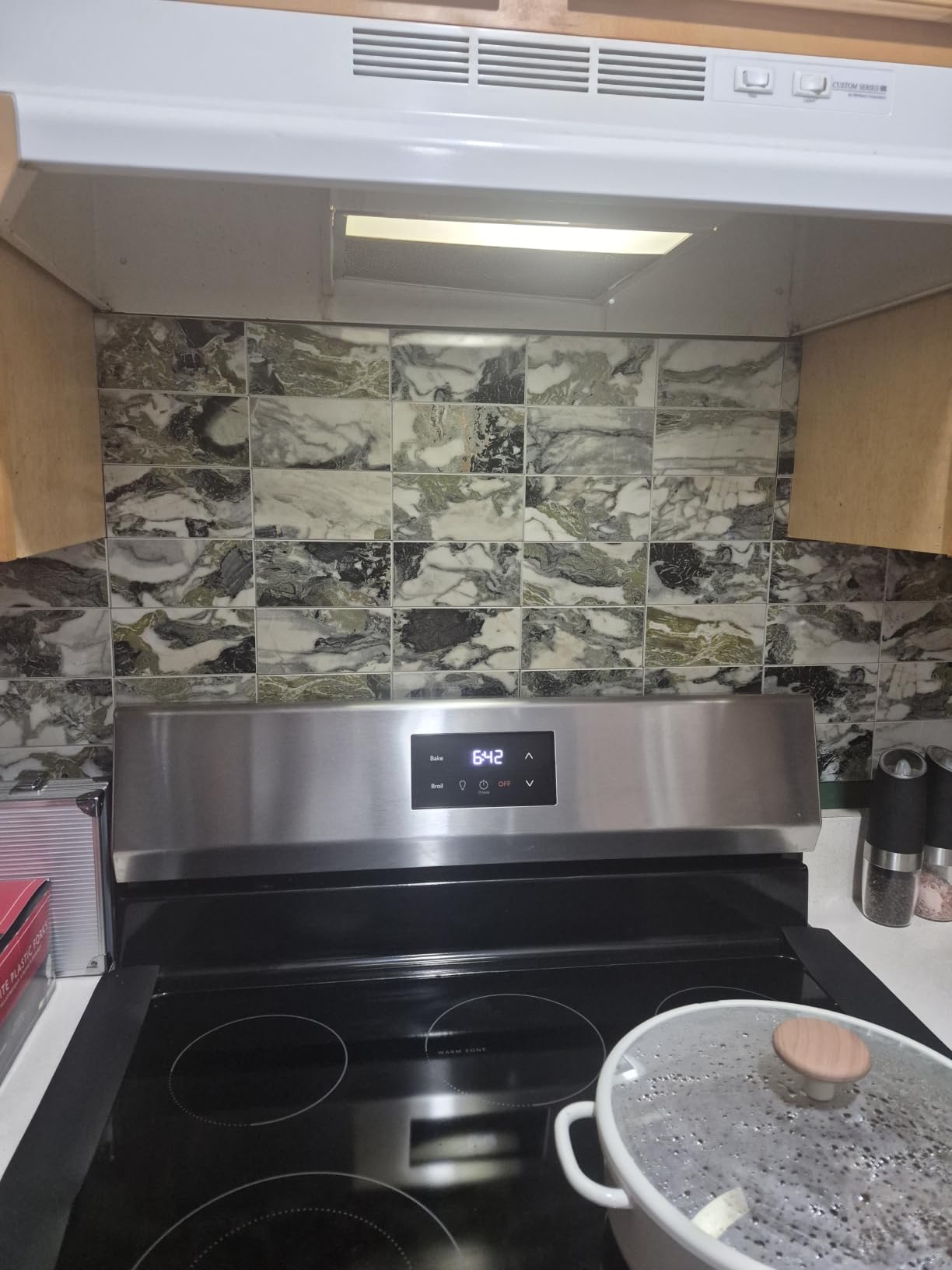Vamos Tile 100-Piece Peel and Stick Backsplash Seamless Tile, 3''x6'' Textured Beige Travertine with White Grout PVC Subway Tile, Stick on Backsplash for Kitchen/Bathroom/Laundry Room customer photo 1