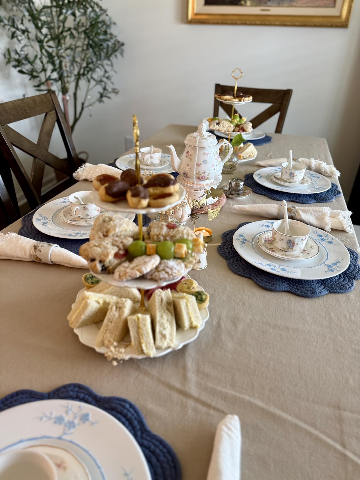 Sweejar 23 Pcs Floral Tea Sets with Metal Holder, Relief Gold Rim Porcelain Tea Sets for Adults, Cup and Saucer Set for 6, with Teapot, Sugar Bowl, Milk Jug, Spoons (Small Flower) customer photo 2