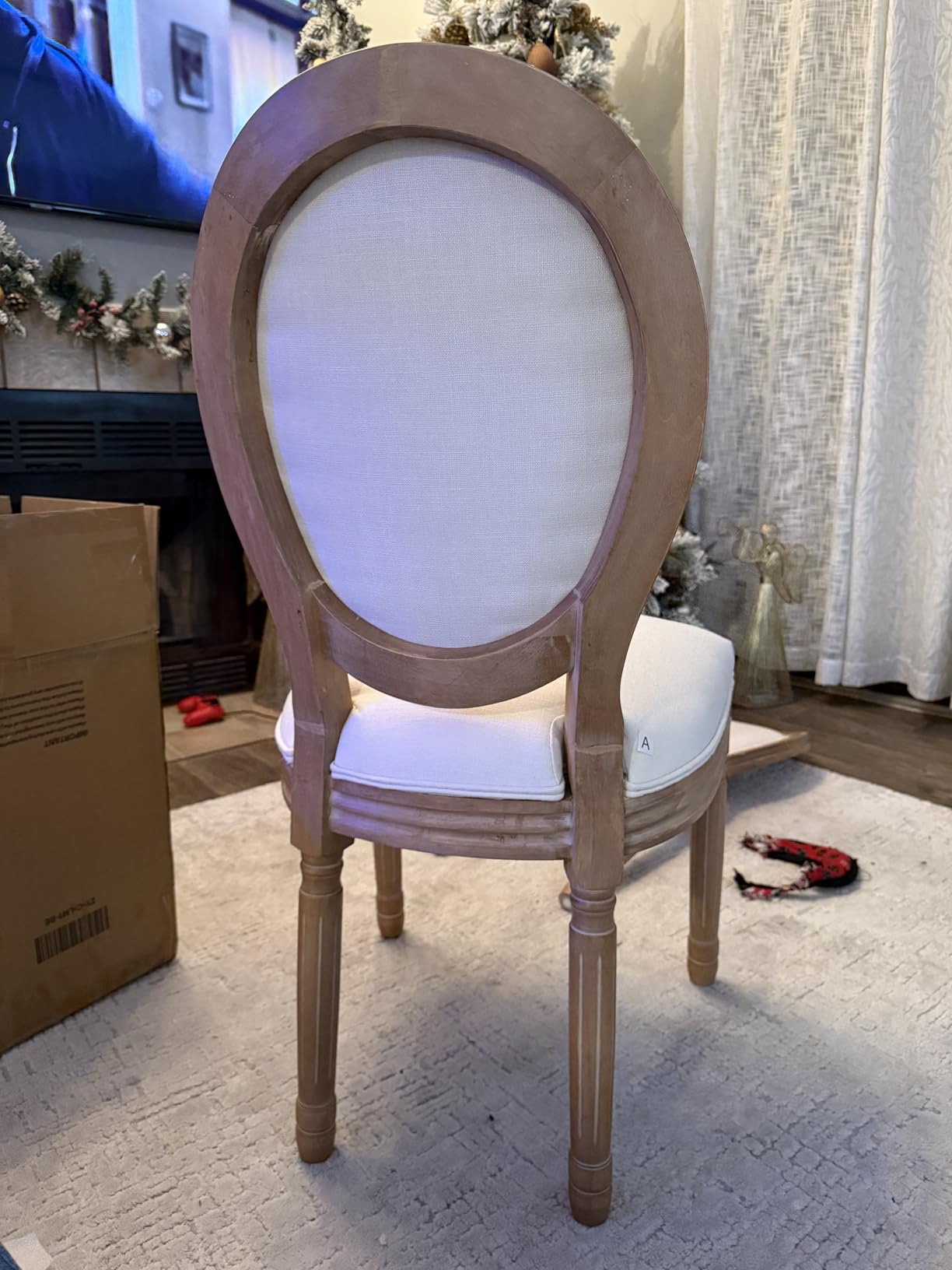 Virabit French Dining Chairs Set of 4, Hand-Woven Rattan Farmhouse Upholstered Dining Chairs with Curved Backrest and Beautifully Carved Solid Wood Frame for Living Room, Kitchen, Restaurant customer photo 1