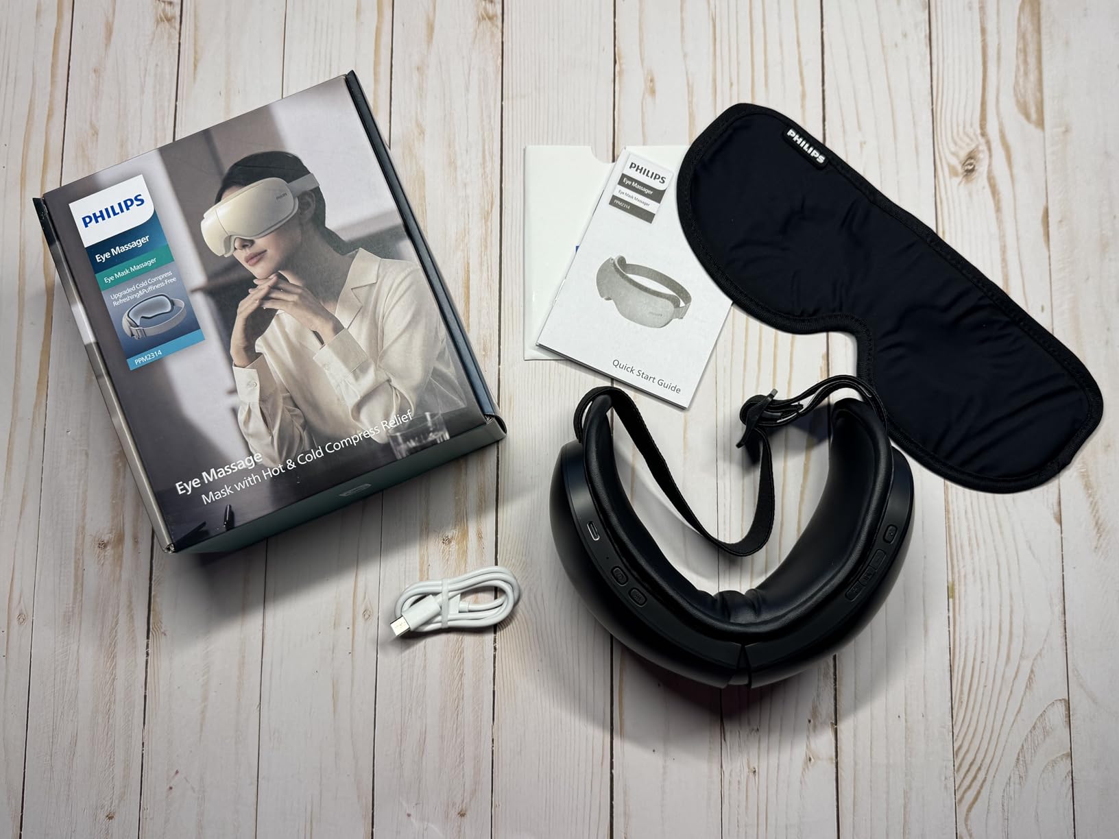 PHILIPS Eye Massager with Heat & Cooling for Eye Strain & Puffiness, Black | 113°F Warm Airbag Compression, Rechargeable Mask, Ease Migraine & Daily Eye Tiredness Care, Ideal Gift for Men & Women customer photo 2