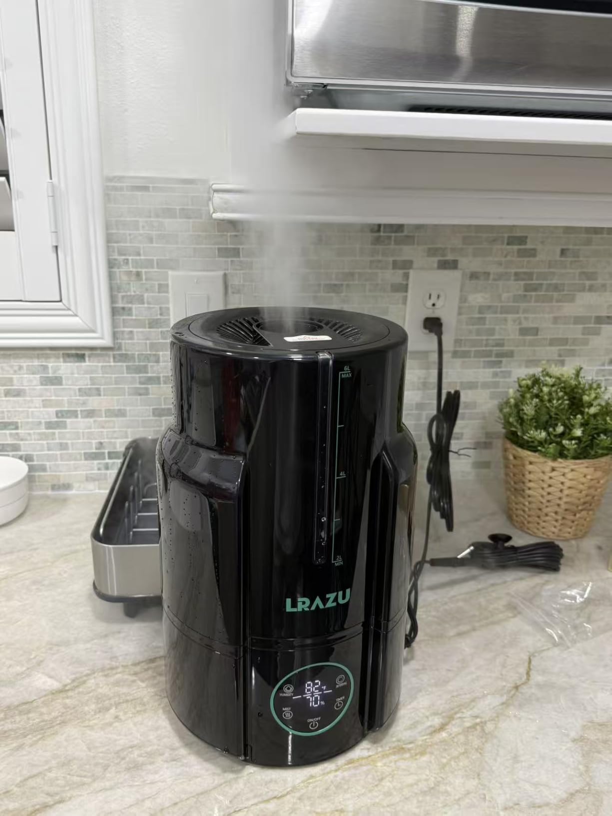 6L/1.6 Gal Reptile Fogger Humidifier, Misting System for Reptiles with Extendable Targeting Hose, 400 mL/h Plants Humidifier with Precise Temp & Humidity Probe for Grow Tent, Greenhouse, Growers customer photo 2