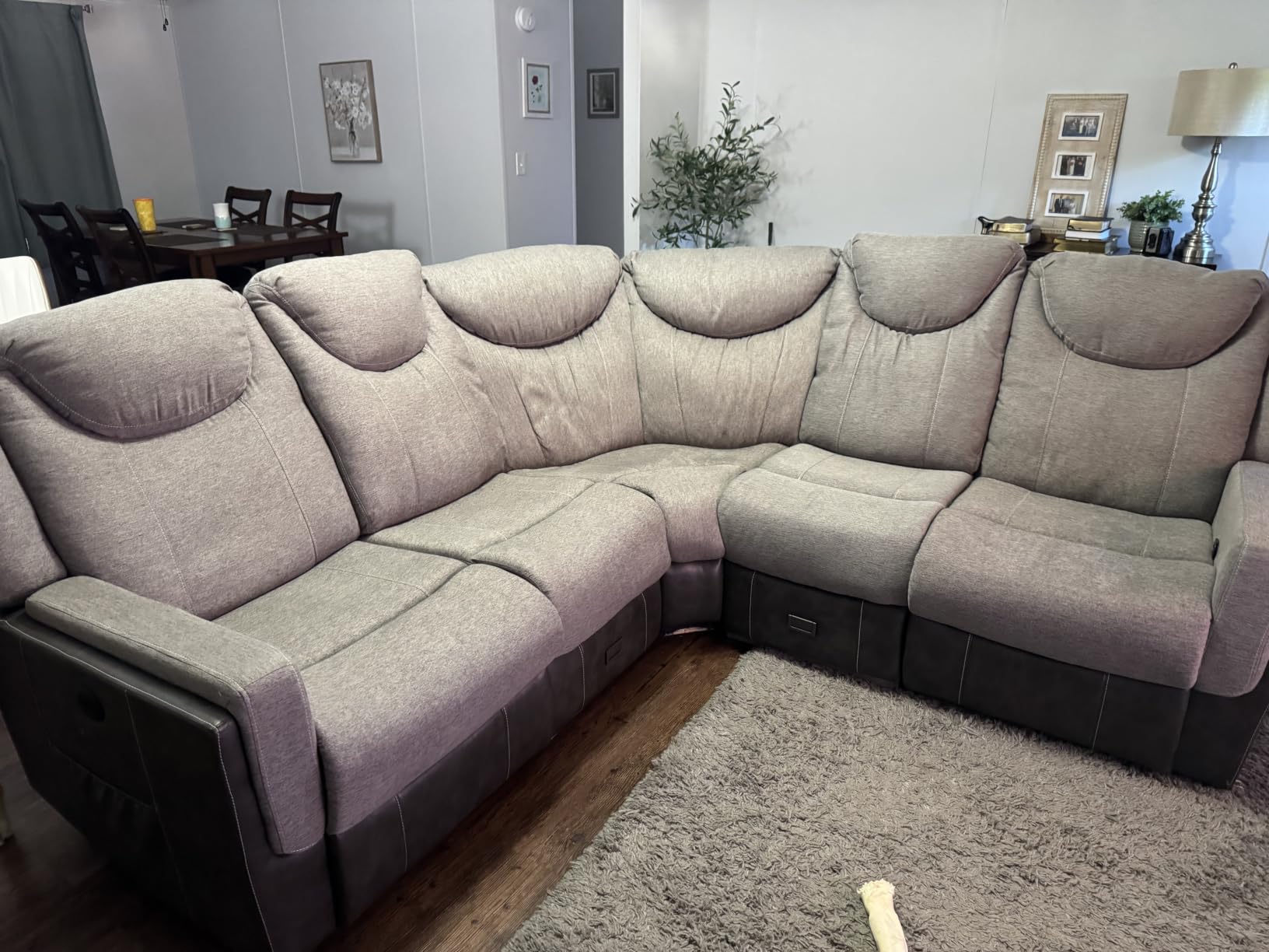 Dresegmt Home Theater Seating, Manual Recliner Sectional Sofa for Living Room, 5 Seater Reclining Sectional Couch with Flip-Up Backrest, Storage Console, USB Ports, L-Shaped Sofa PU Leather Gray customer photo 2