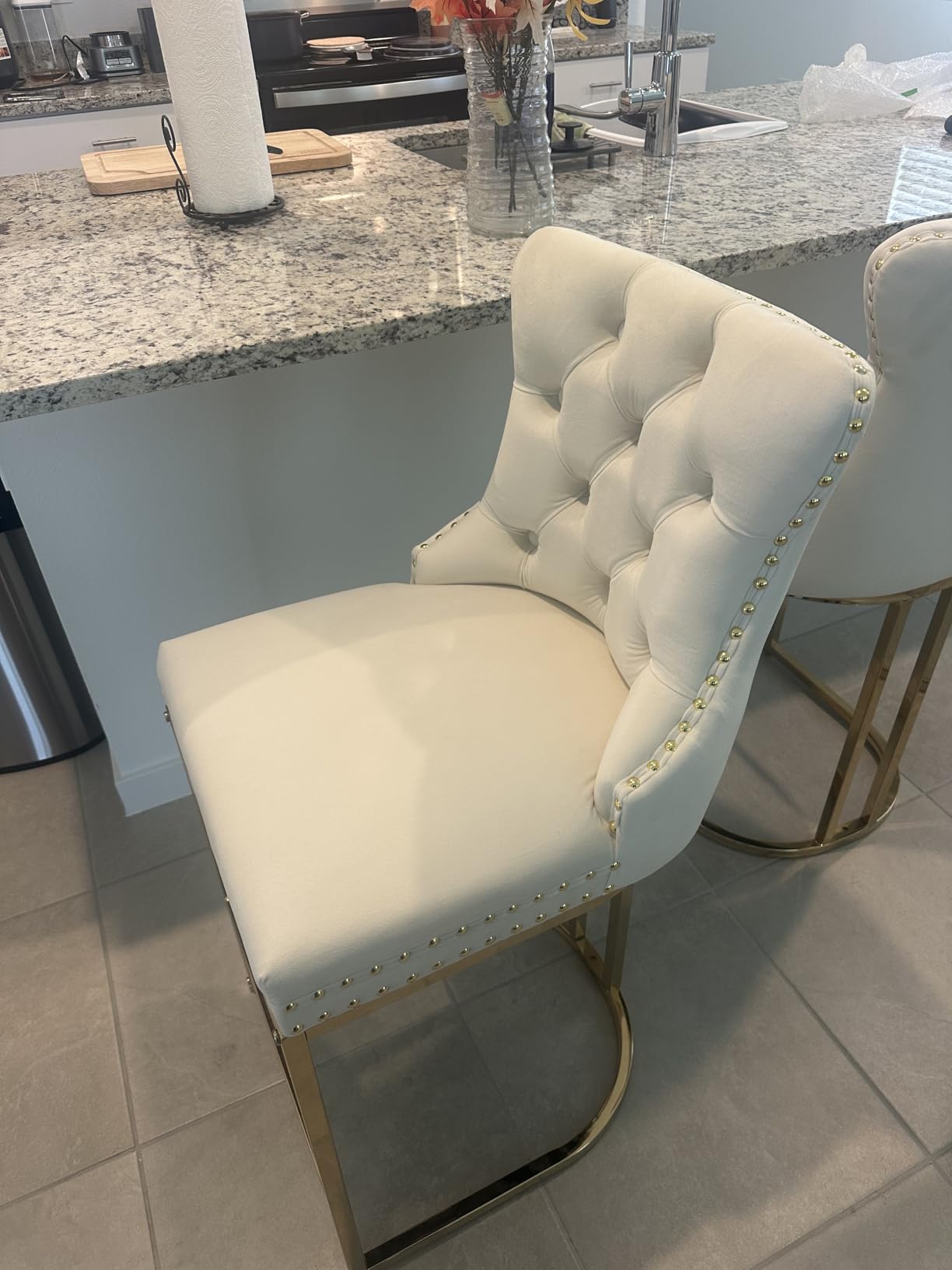 AQO Counter Height Bar Stools Set of 4 for Kitchen Island, Modern Bar Stools with Backs, 26 Inch Barstools with Upholstered Velvet Seat and Gold Legs, Beige customer photo 1
