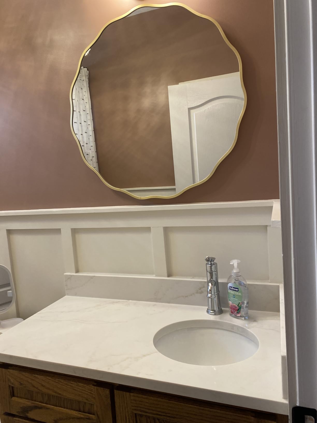 WallBeyond Round Wavy Mirror for Wall Decorative 36 inch, Modern Round Mirror Aluminum Frame for Bathroom Bedroom Living Room Home House Office Entryway, Black customer photo 1