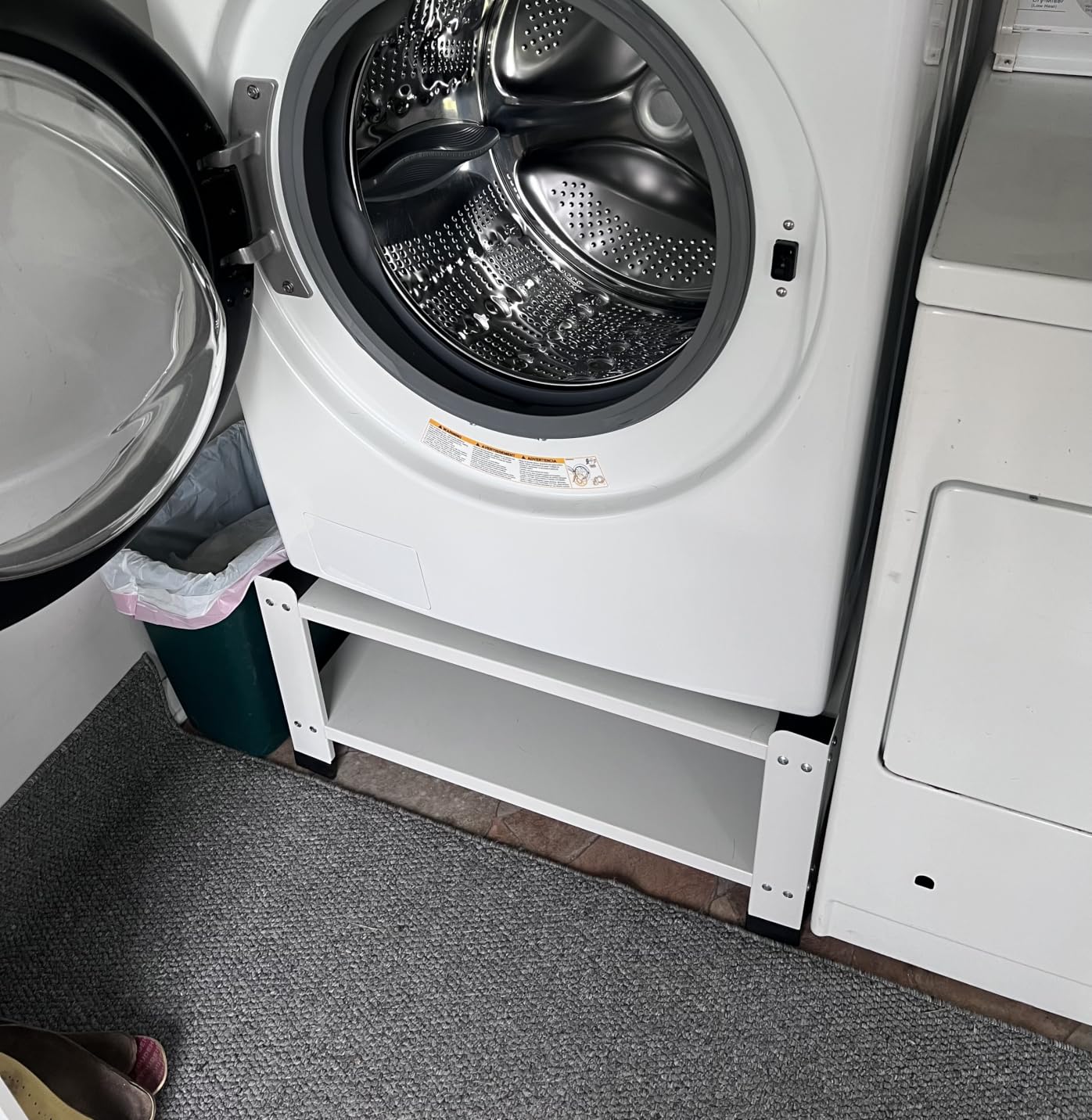 Washer Dryer Pedestal Set of 2 With Storage Shelf, 28.3 x 28.3 x 14 in, 800 lb Capacity Heavy Duty Carbon Steel Laundry Pedestals, White customer photo 1