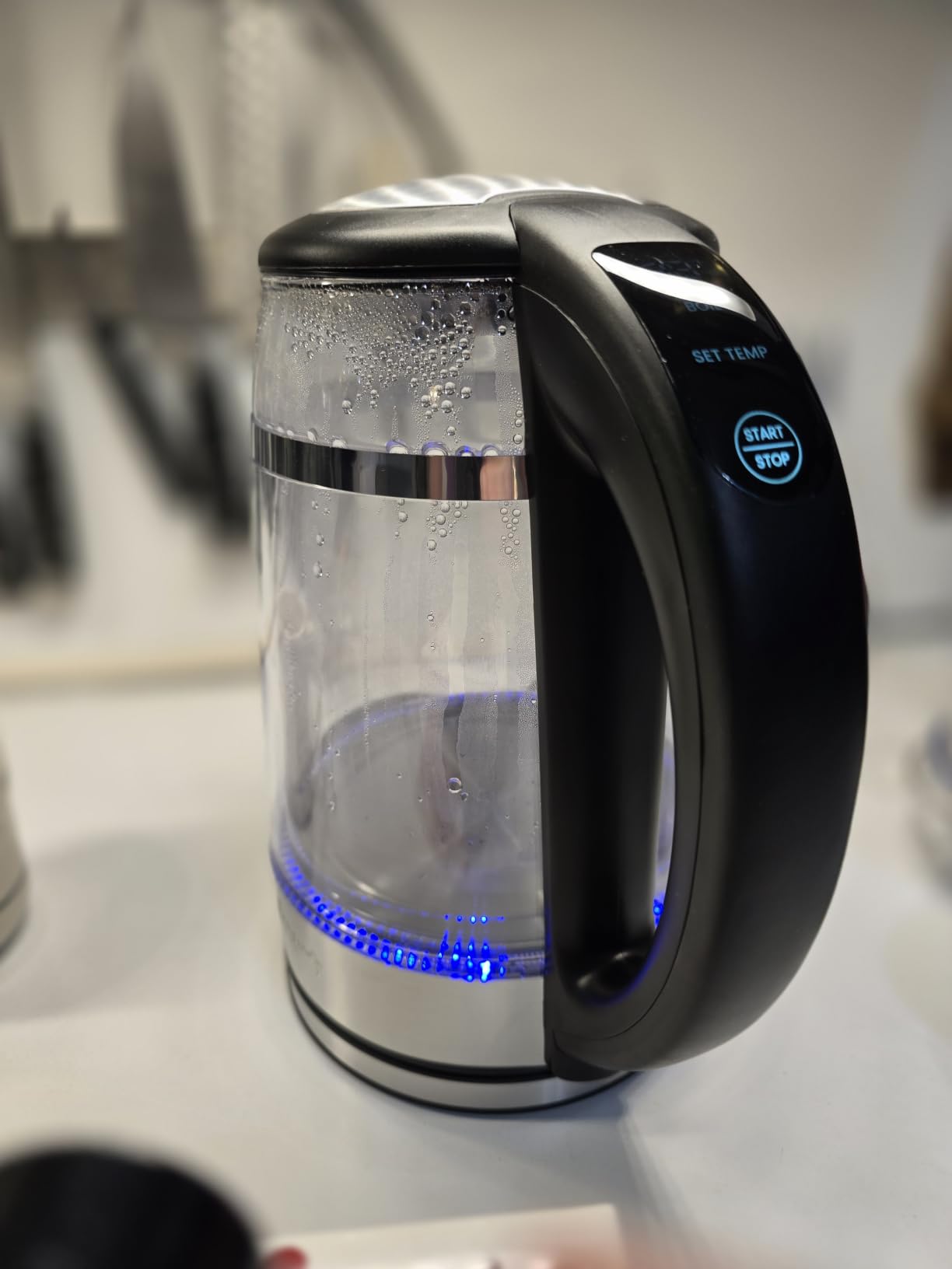 Cuisinart 1.7L Glass Variable Temperature Control Electric Kettle 110F-212F with Touchscreen Controls, Illumination, Dual-Layer Cool-Touch Design & Nondrip Spout customer photo 1