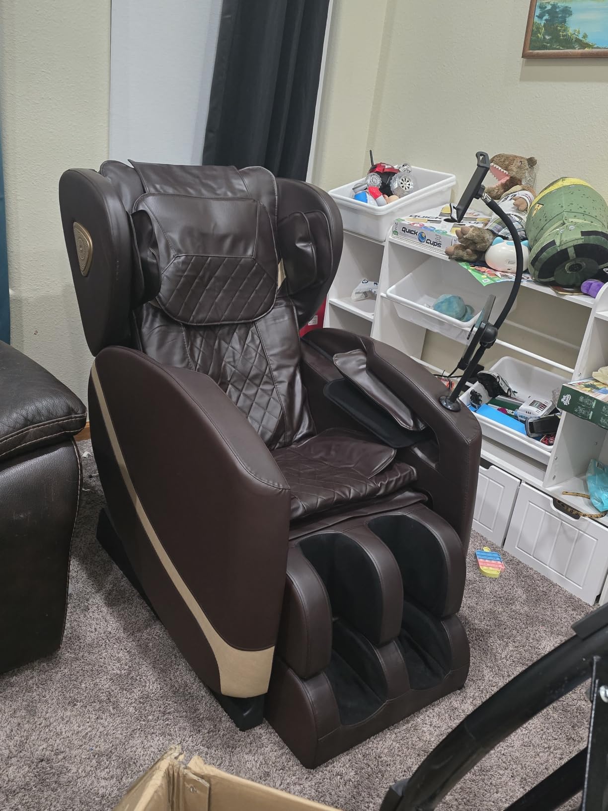 FURNIMAT Massage Chair Full Body Zero Gravity Recliner, 2026 New Version | 14 Shiatsu Rollers, 10 Airbags, 5 Auto Modes, Heated, Foot Massage, Bluetooth Speaker, Touchscreen for Back & Neck Pain, Spa customer photo 2