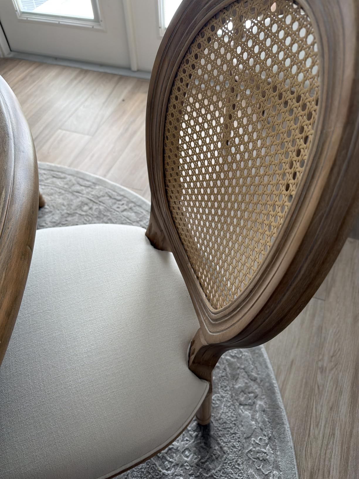 Nrizc French Country Dining Chairs Set of 4, Farmhouse Linen Chairs with Round Back, Woven Rattan Dining Chair, Oval Side Chairs for Dining Room/Living Room/Kitchen/Restaurant customer photo 1