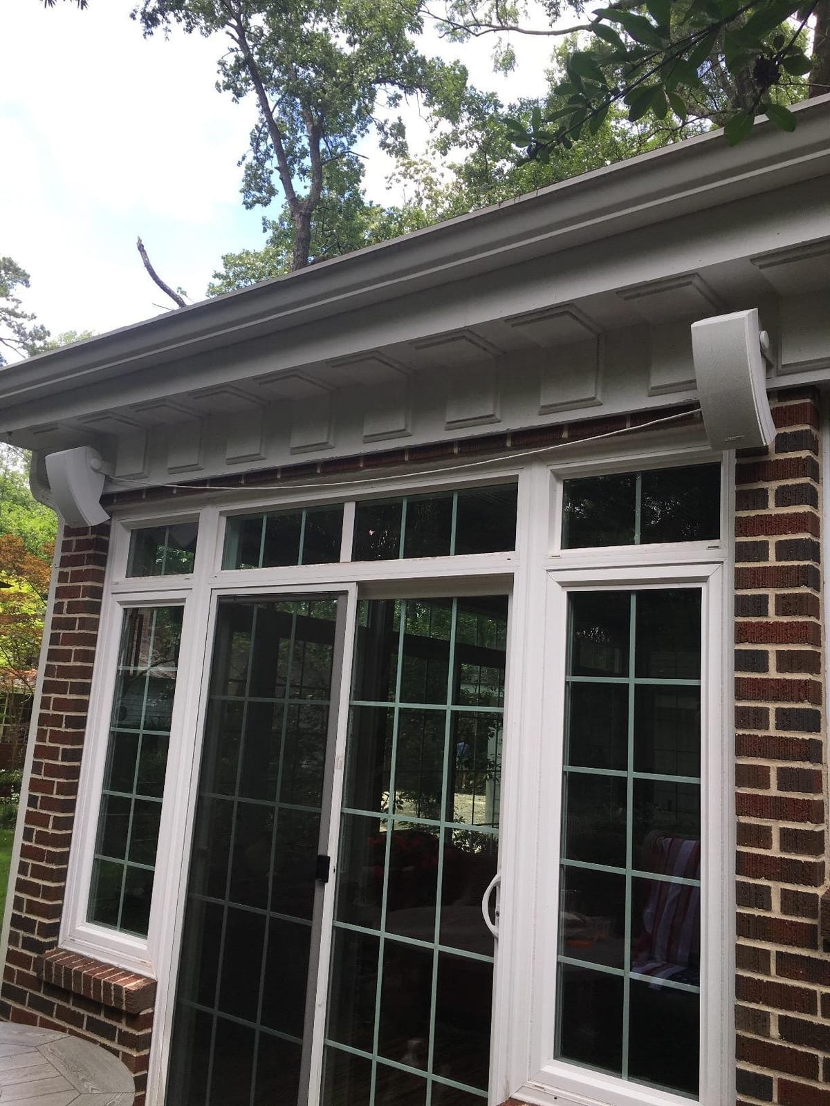 Bose 251 Environmental Speakers, Premium Outdoor Speakers - White customer photo 1