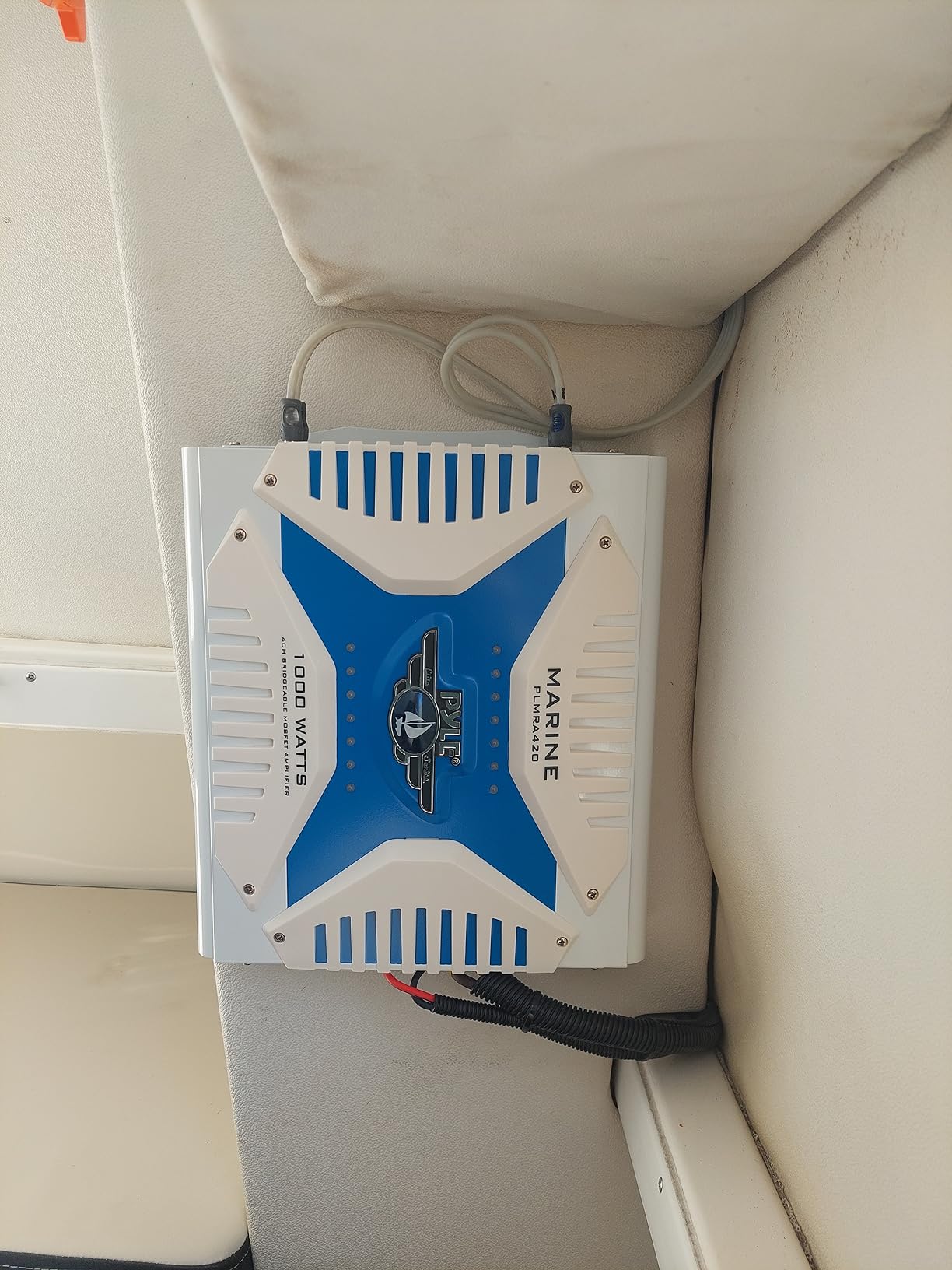 Pyle Hydra Marine Amplifier - Upgraded Elite Series 1000 Watt 4 Channel Bridgeable Amp Tri-Mode Configurable, Waterproof, MOSFET Power Supply, GAIN Level Controls and RCA Stereo Input - PLMRA420 customer photo 2