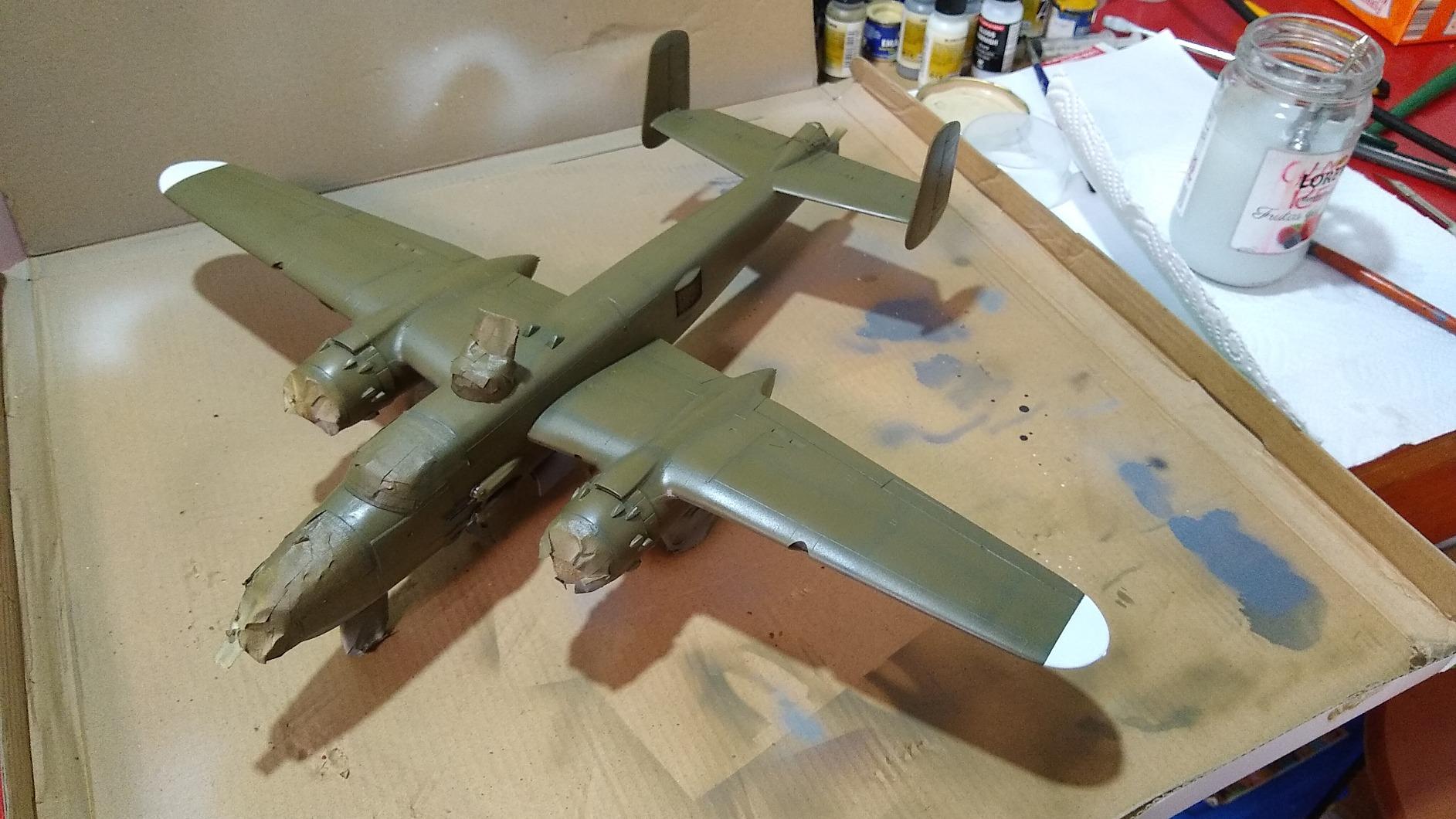 Revell 85-5512 B25J Mitchell 1:48 Scale Model Airplane Building Kit customer photo 1