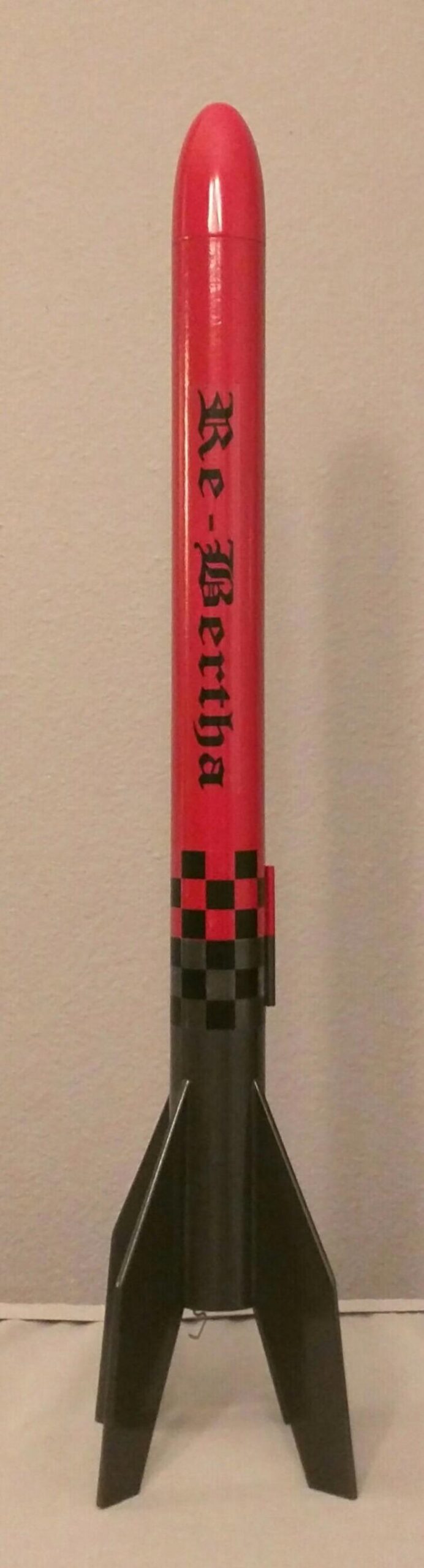 Estes 1948 Big Bertha Rocket-Building Kit, Intermediate Flying-Rocket-Model Kit for Ages 10+ customer photo 2