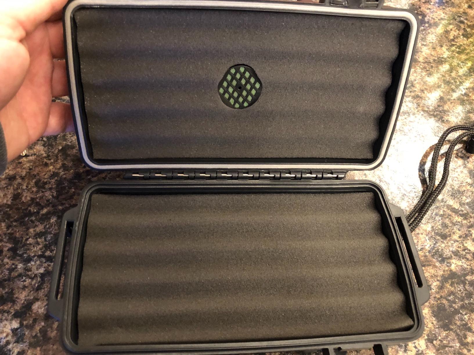 Cigar Caddy 3400 Matte Black Travel Cigar Humidor Case with Airtight Seal | Portable Humidor Box Cigar Travel Kit | Waterproof, Crush-Proof Cigar Holder with Humidifier Disc, Holds 5 Churchill Cigars customer photo 2
