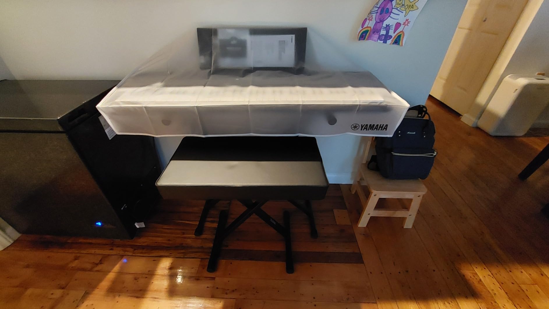 OnStage KT7800+ Deluxe X-Style Keyboard Bench (Portable, Folding, Seating for Keyboards, Synths, Organs, Digital Pianos, Height Adjustable, Padded, Cushioned, Metal Base, Nonslip Rubber Feet, Black) customer photo 1
