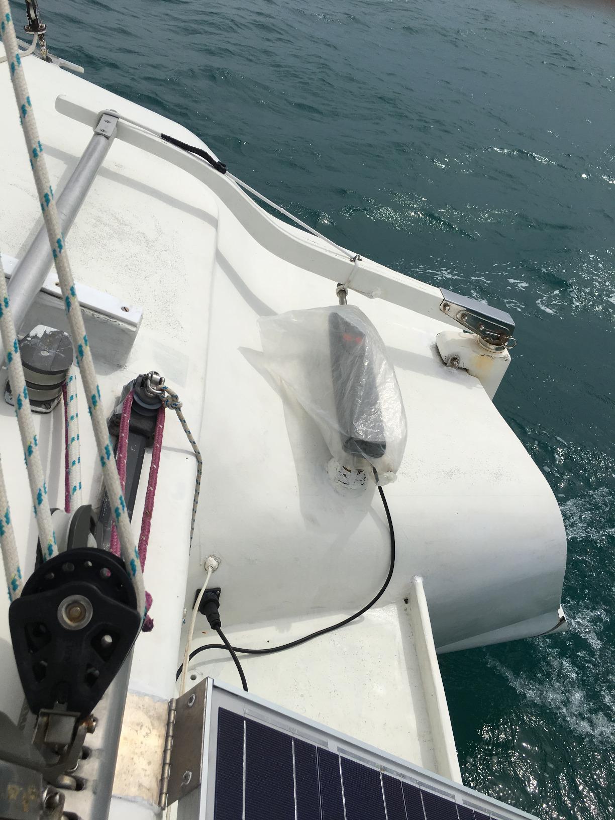 Raymarine St2000+ 5-Ton Tiller Pilot gray customer photo 2