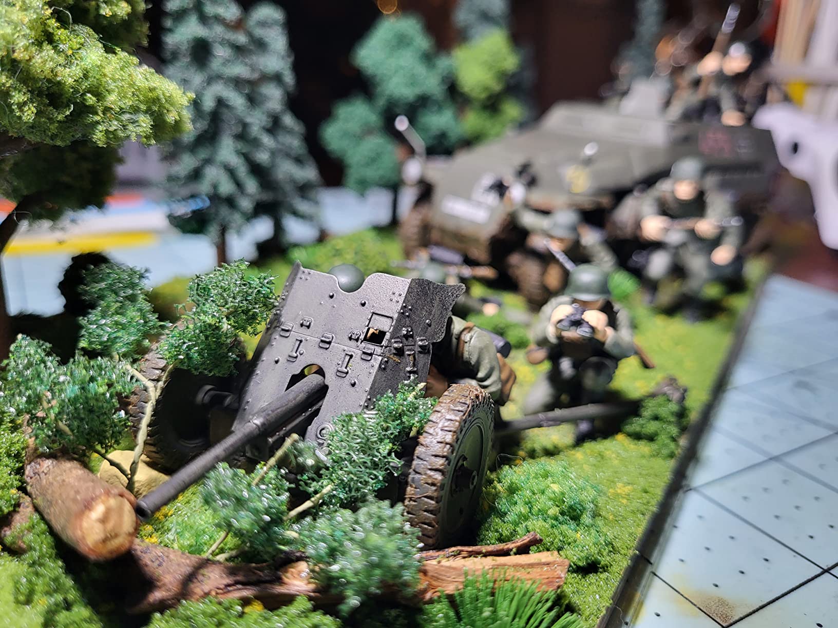 Tamiya 35020 1/35 German Hanomag SDKFZ 251/1 Plastic Model Kit customer photo 1