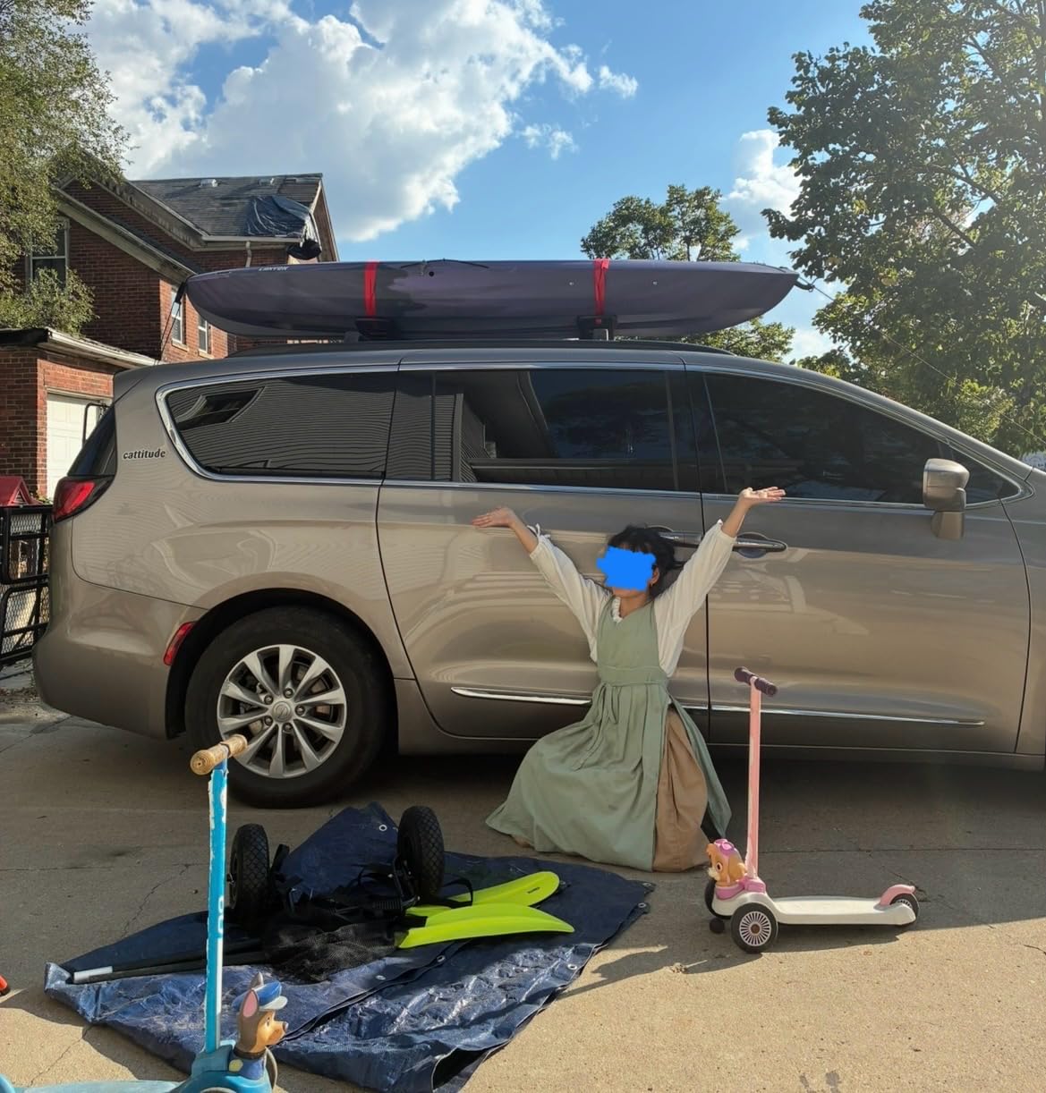 Malone SeaWing Saddle Style Universal Car Roof Rack Kayak Carrier with Bow & Stern Tie-Downs – 70 lb Capacity, V-Style Cradles, No-Tool Install, Jawz Mount, Corrosion-Resistant Nylon customer photo 2