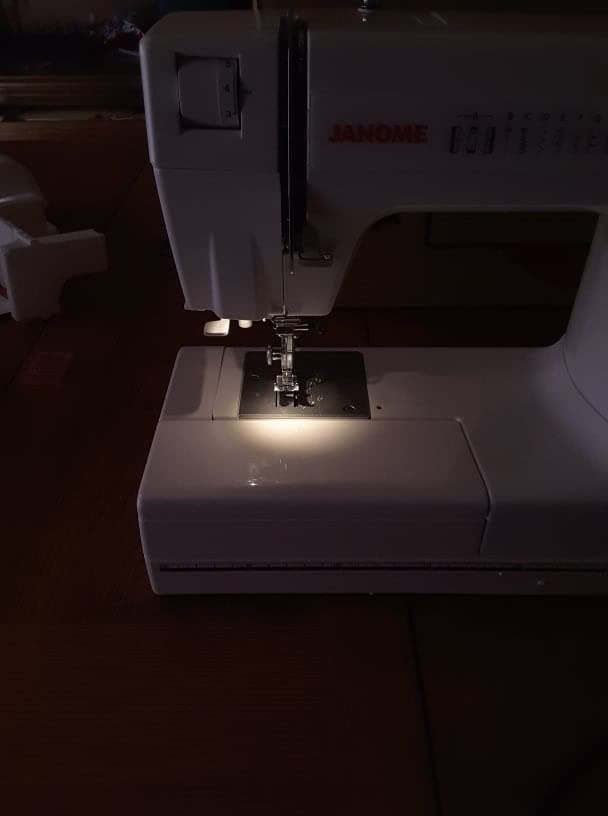 Janome HD1000 Heavy-Duty Sewing Machine with 14 Built-In Stitches customer photo 1
