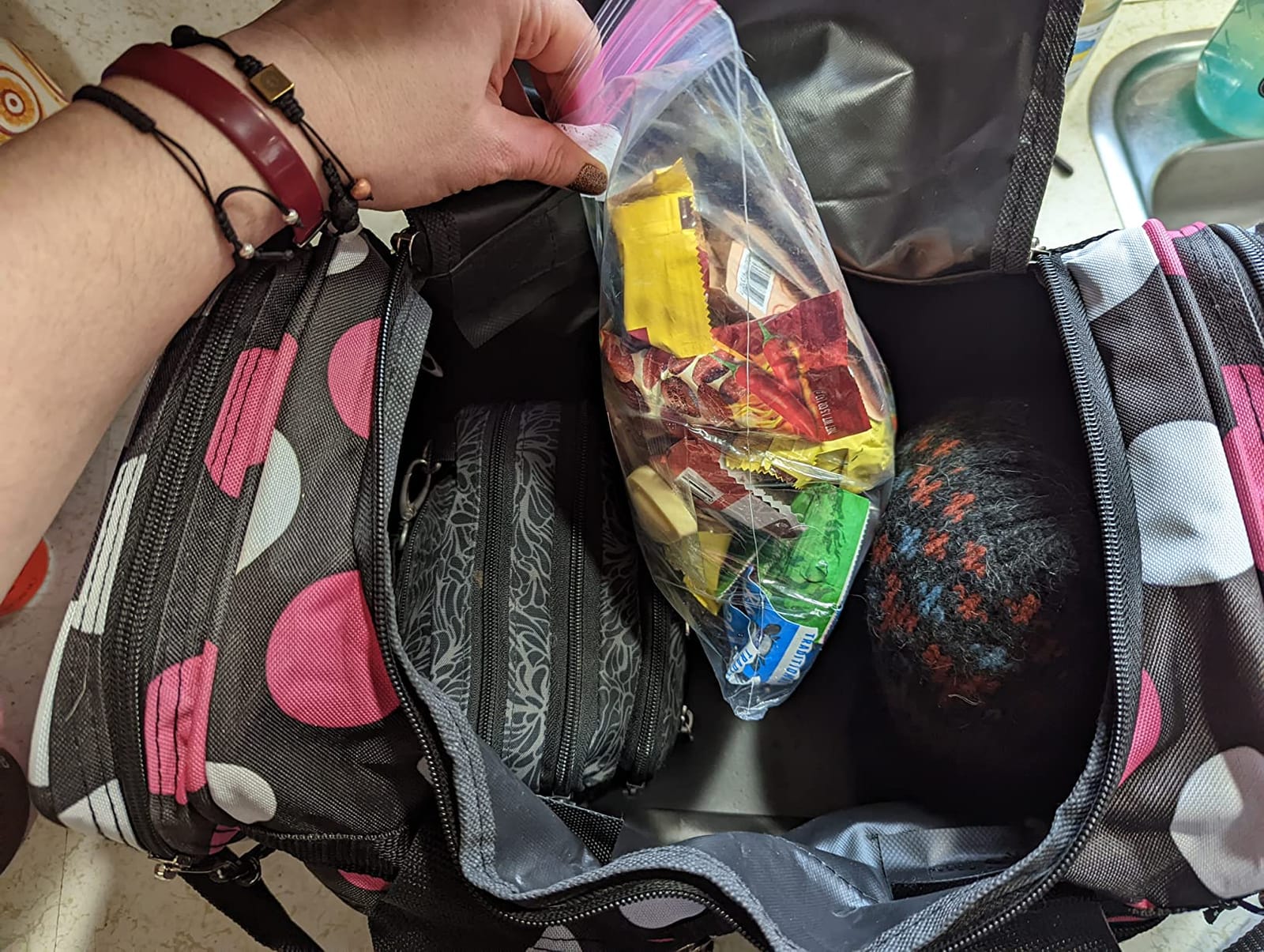 Rockland Duffel Bag, Black, 18.5 in X 10.5 in X 8.5 in customer photo 1