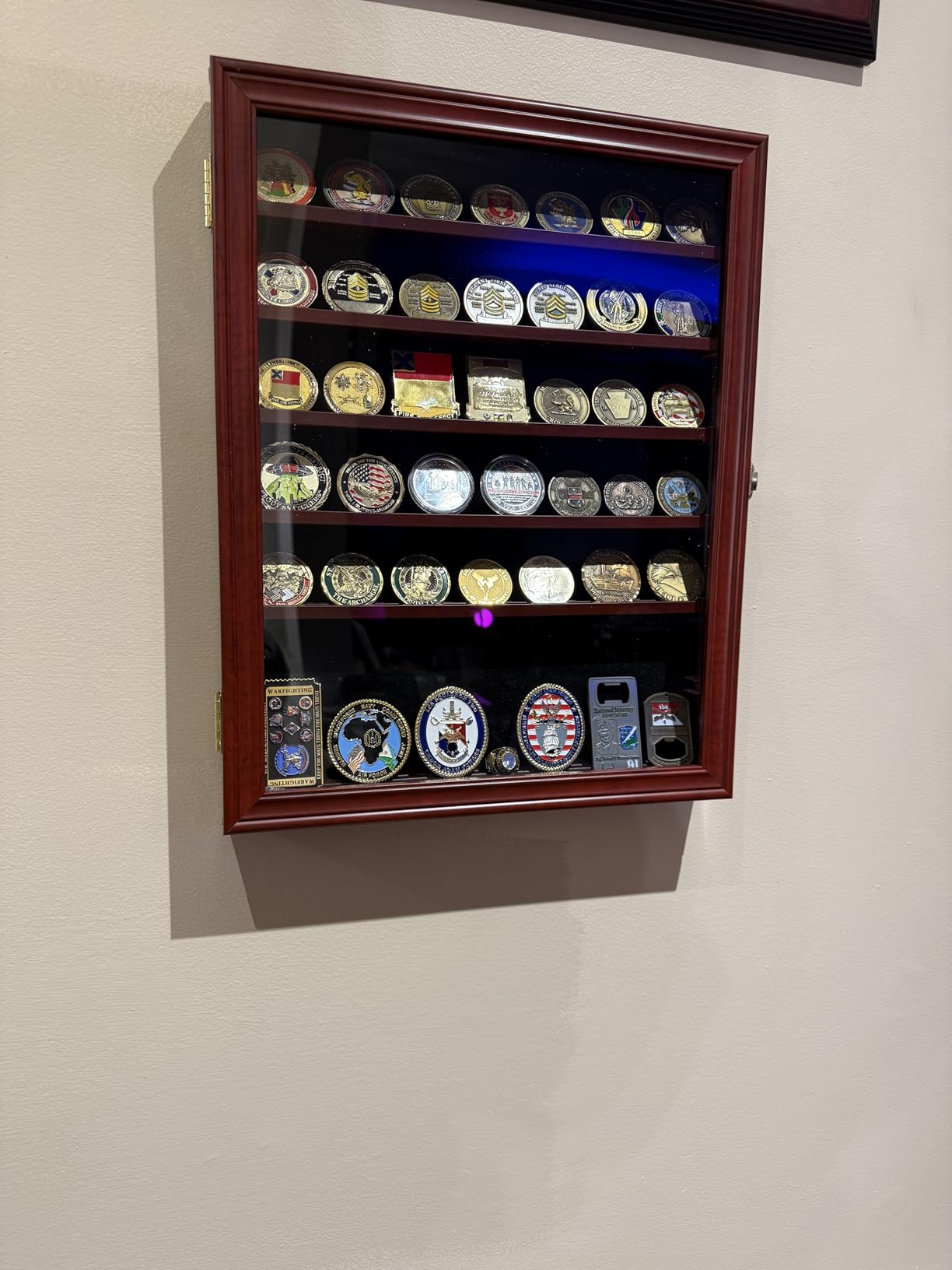 Military Challenge Coin Display Case Poker Chip Display Stand Rack Black Finish 98% UV Protection Compatible with Army Navy Air Force Marine Corps Honored Coins customer photo 1